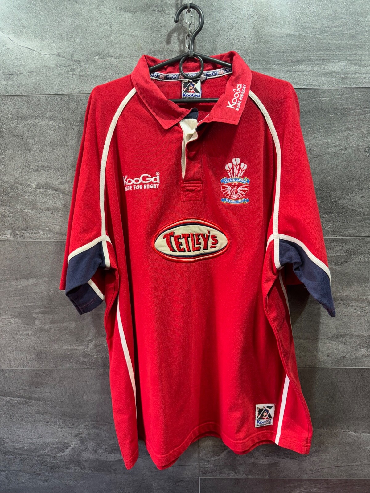 Vintage Llanelli Scarlets Kooga Rugby Football Shirt Tetleys Stitched Men\'s 2XL Vintage Llanelli Scarlets Kooga Rugby Football Shirt Tetleys Stitched Men\'s 2XL