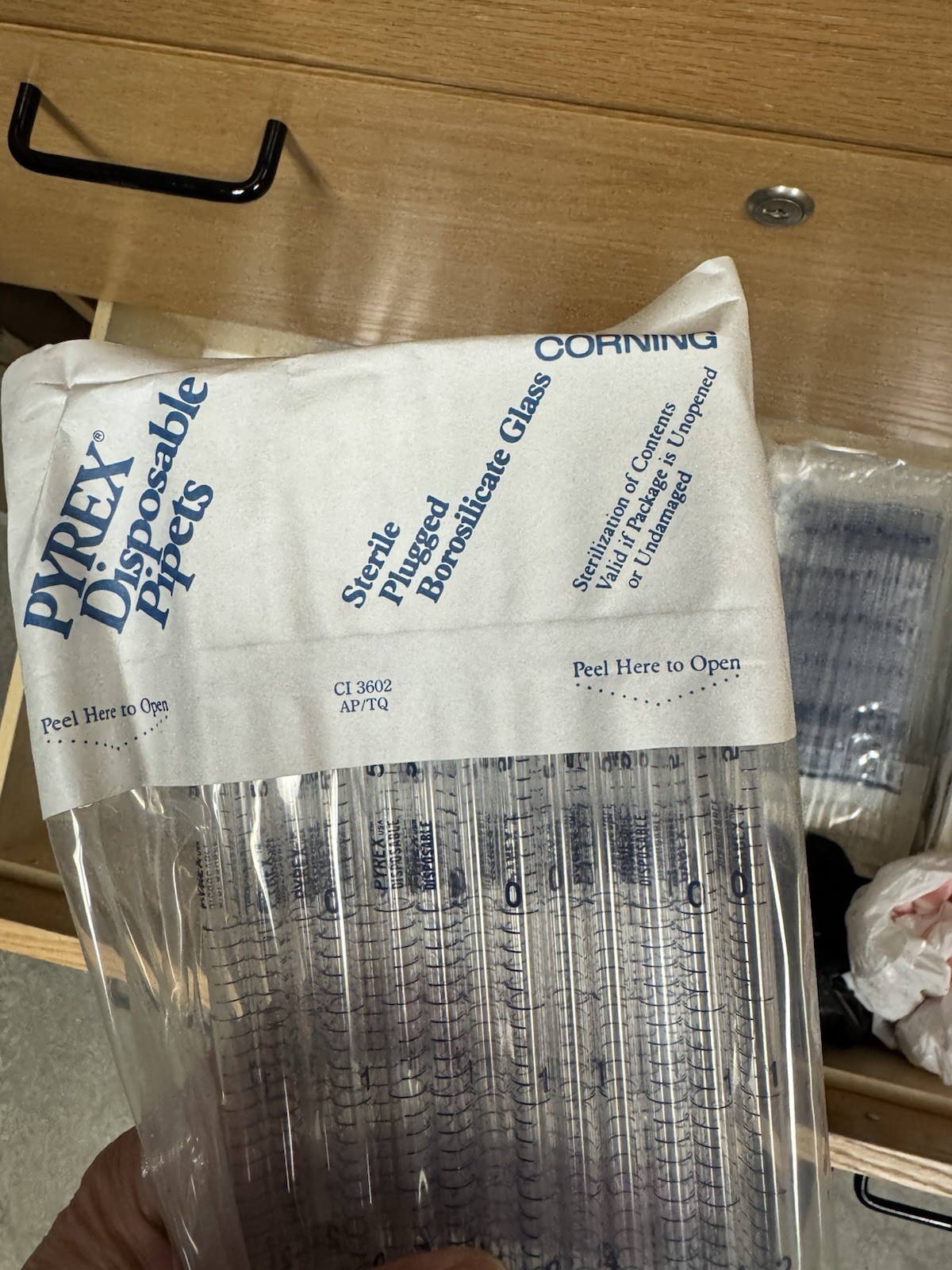 NEW Pyrex 5ml 1/10 Disposable Serological Pipets 10-Pack CGW 3602 PMCO CGW3602 NEW Pyrex 5ml 1/10 Disposable Serological Pipets 10-Pack CGW 3602 PMCO CGW3602