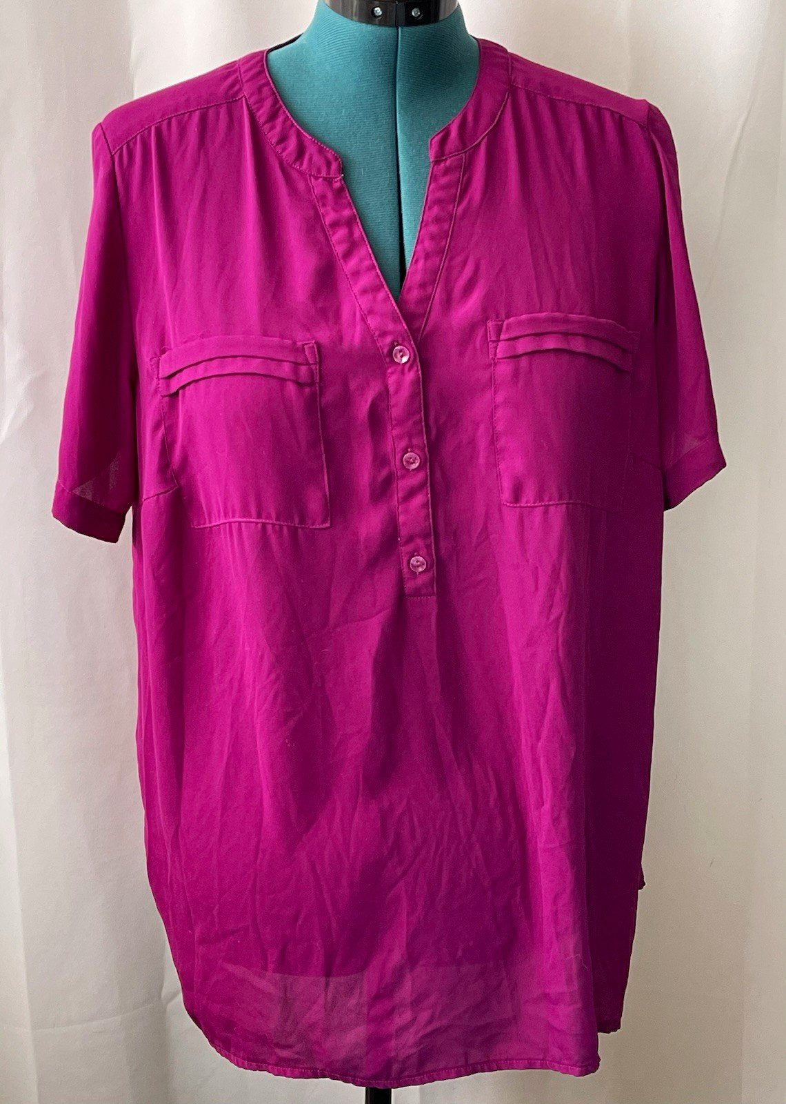 Women\'s Purple Solid V-Neck Polyester Button-Front Short Sleeve 2X