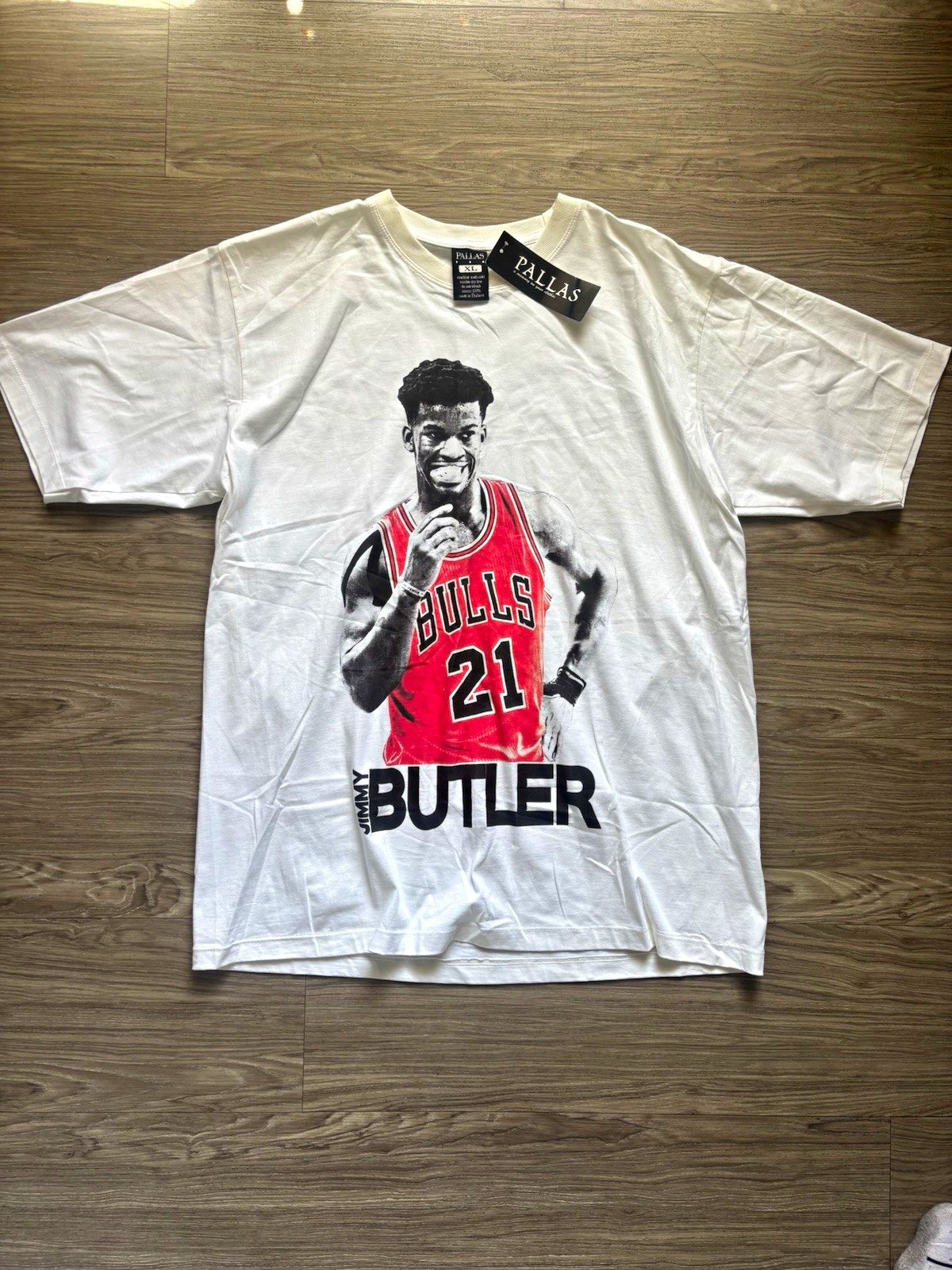 Pallas Jimmy Butler Chicago Bulls #21 White Shirt Size XL NBA Basketball Pallas Jimmy Butler Chicago Bulls #21 White Shirt Size XL NBA Basketball