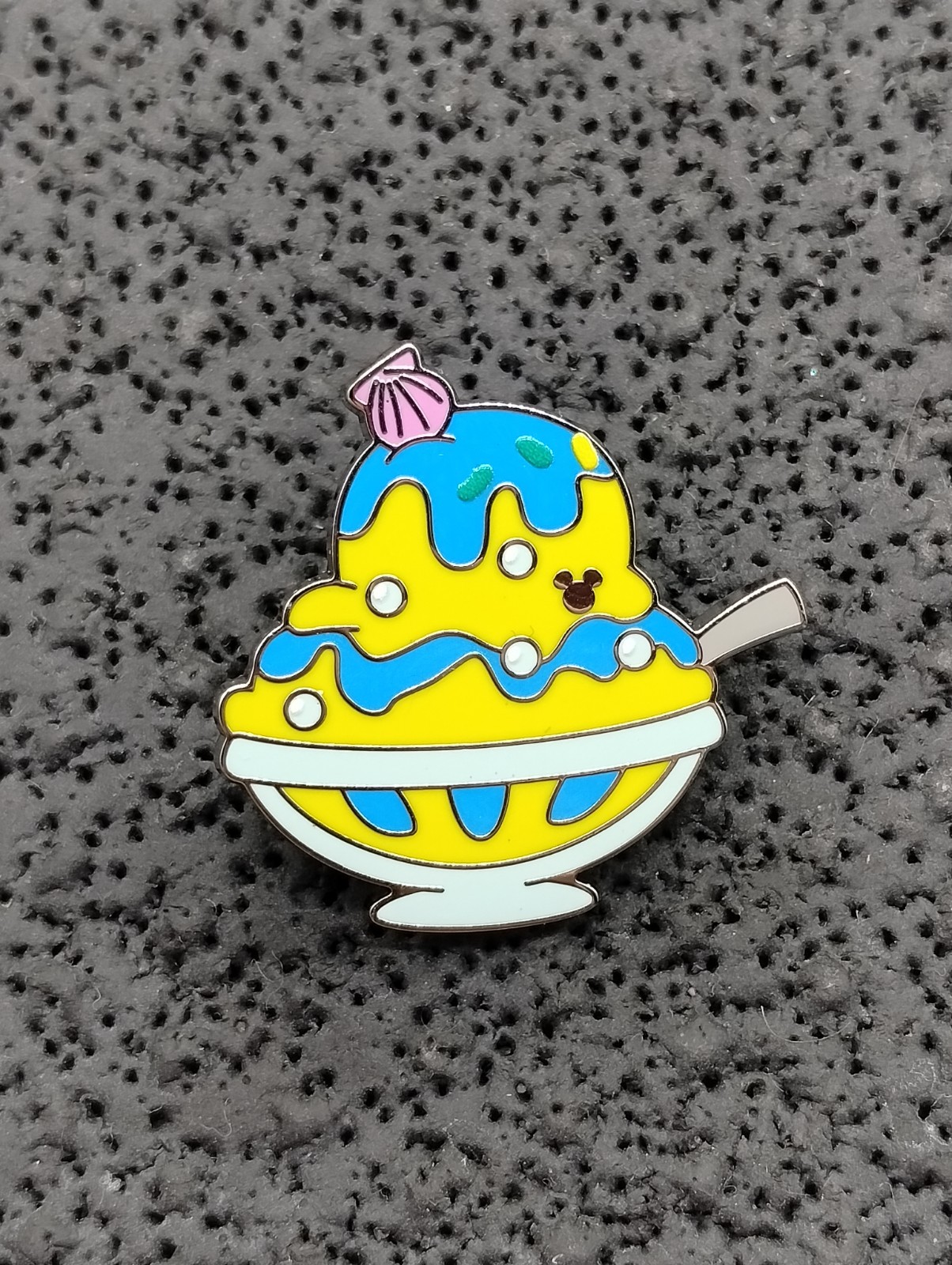 2026 Disney DLR Hidden Mickey Flounder Character Ice Cream Sundaes Wave B Pin 2026 Disney DLR Hidden Mickey Flounder Character Ice Cream Sundaes Wave B Pin