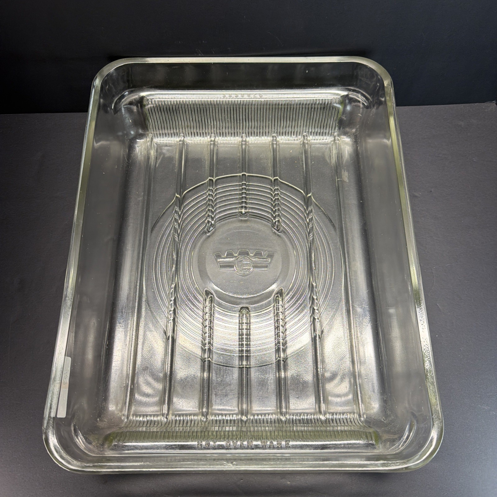 Rare Vintage 1940’s Frigidaire Set Glass Drip Tray Meat Tender W/Aluminum Cover Rare Vintage 1940’s Frigidaire Set Glass Drip Tray Meat Tender W/Aluminum Cover