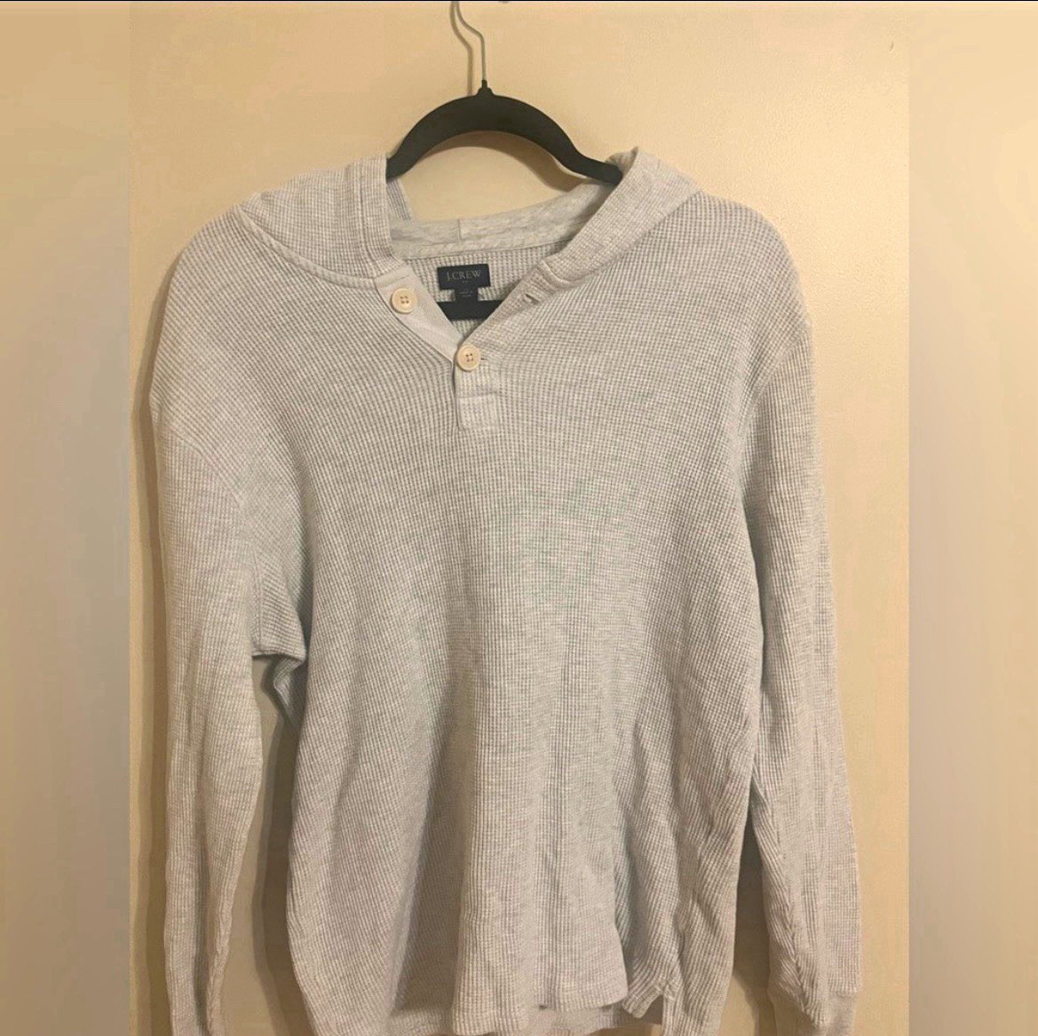 Men’s J. Crew Light Gray Waffle Knit Cardigan (Size M) Men’s J. Crew Light Gray Waffle Knit Cardigan (Size M)