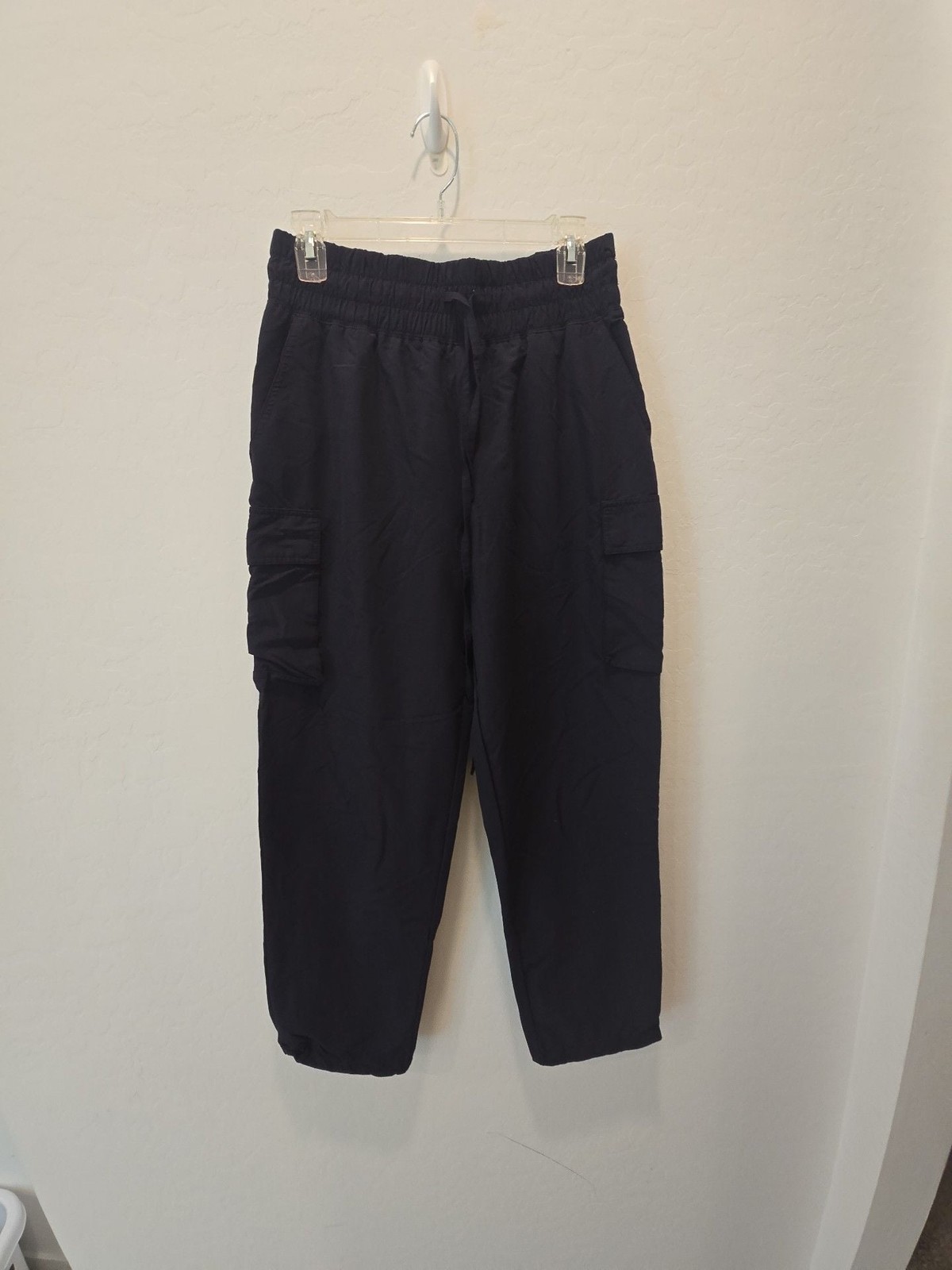 Fabletics Cargo Pants Size M Black Nylon Blend Fabletics Cargo Pants Size M Black Nylon Blend