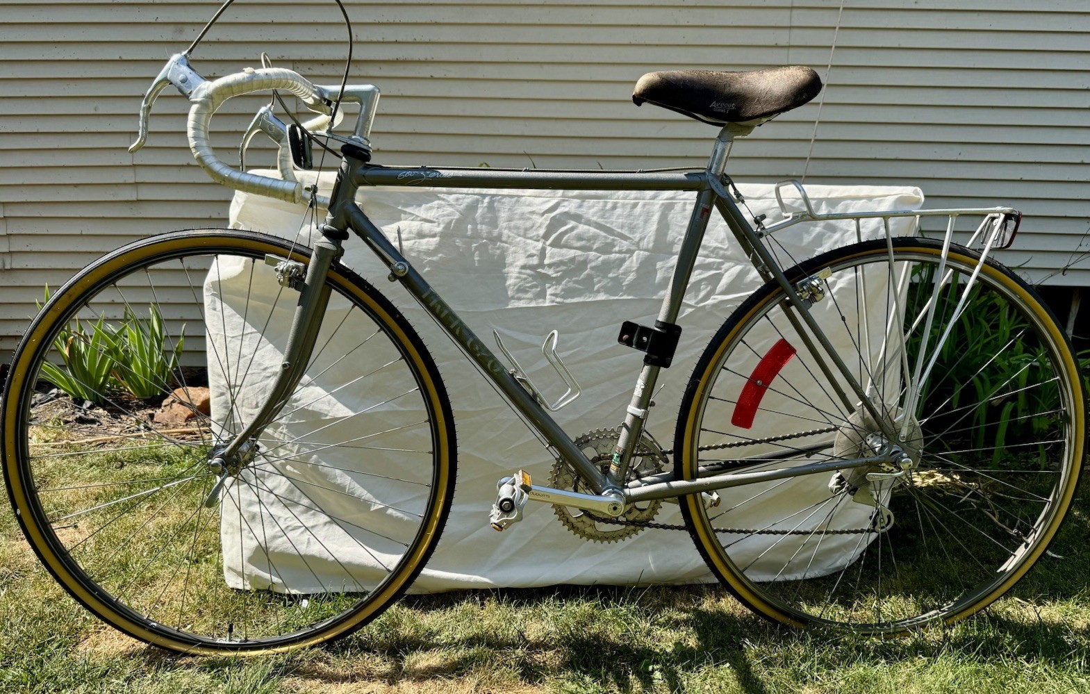 1983-4 Trek 620 Touring Bike 21 Inch Frame Shimano 105 Steel Frame 1983-4 Trek 620 Touring Bike 21 Inch Frame Shimano 105 Steel Frame