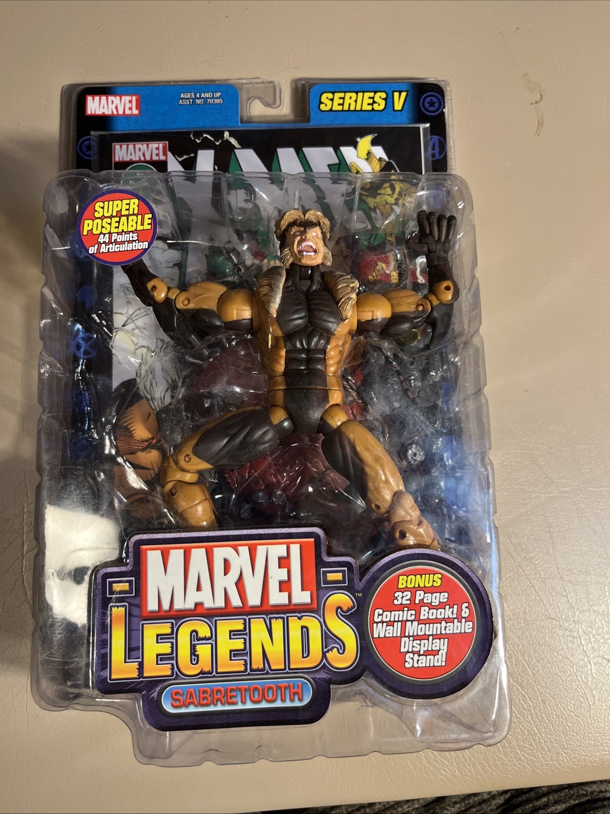 ToyBiz Marvel Legends Series 5 V Sabertooth 6 ToyBiz Marvel Legends Series 5 V Sabertooth 6