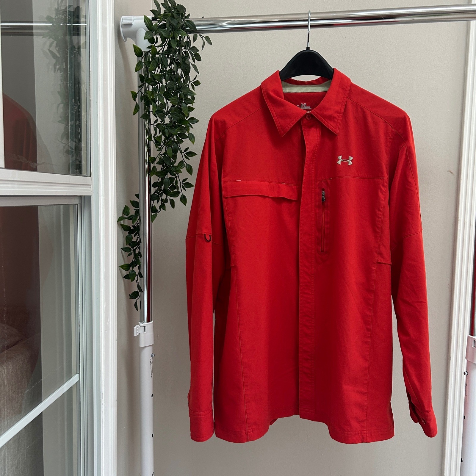 Gently Used Under Armour Mens B30075 Red Ripstop Ventilated Fishing Shirt L/S