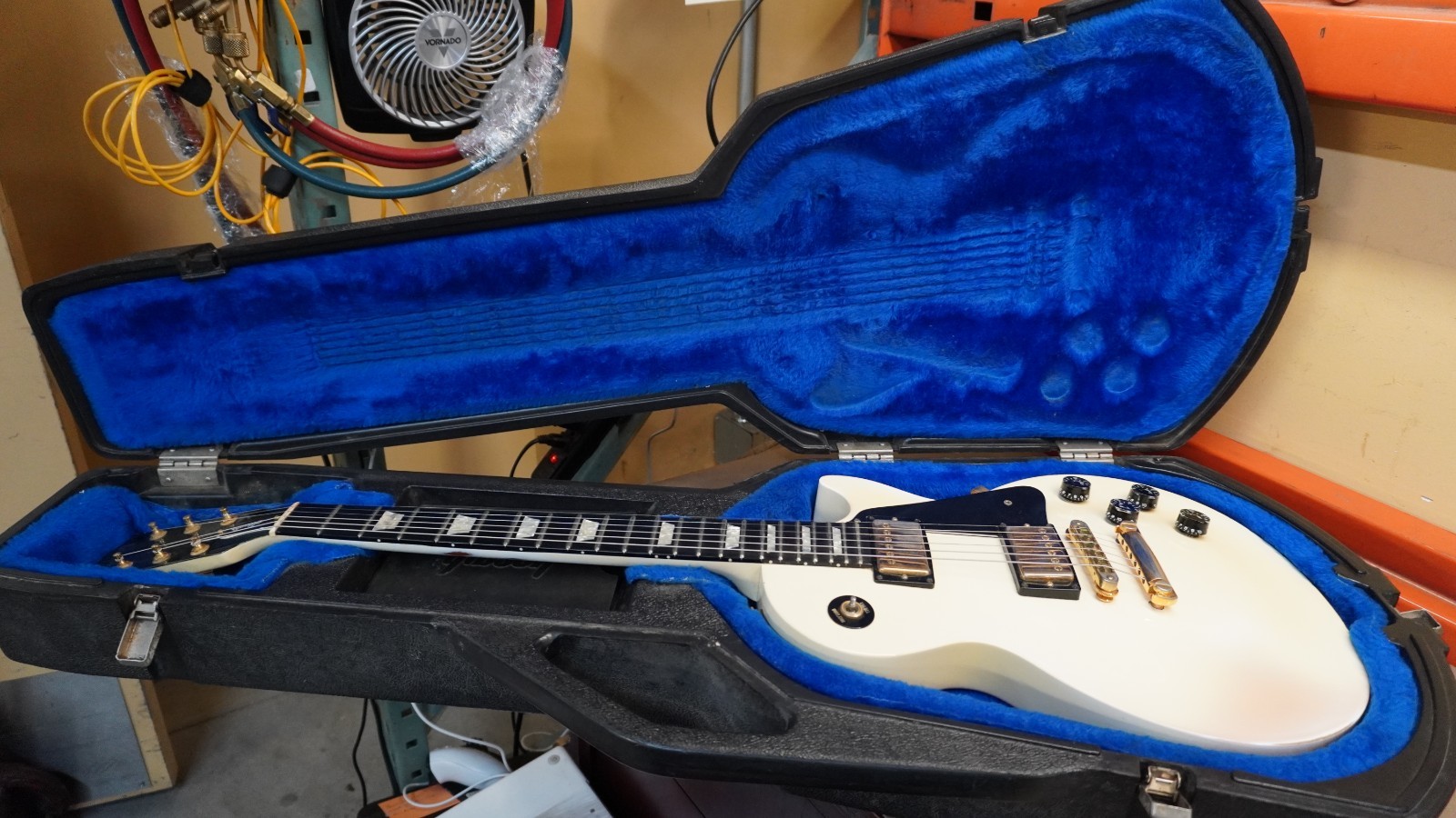 1996 Gibson Les Paul Studio Deluxe White w/ Hardshell Case \