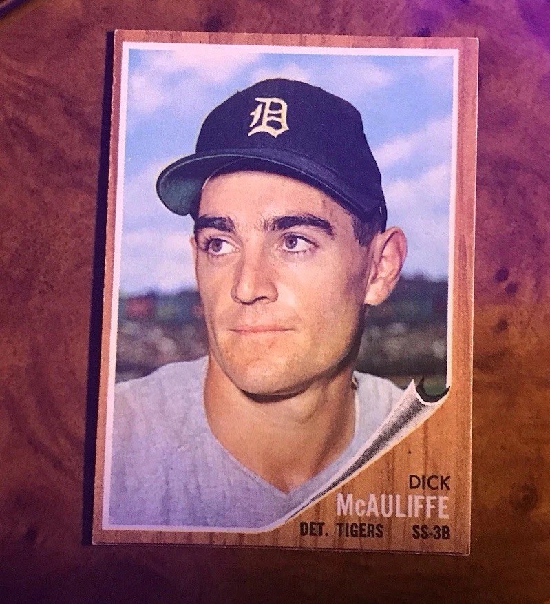 1962 Topps - High # Dick McAuliffe #527 (RC) 1962 Topps - High # Dick McAuliffe #527 (RC)