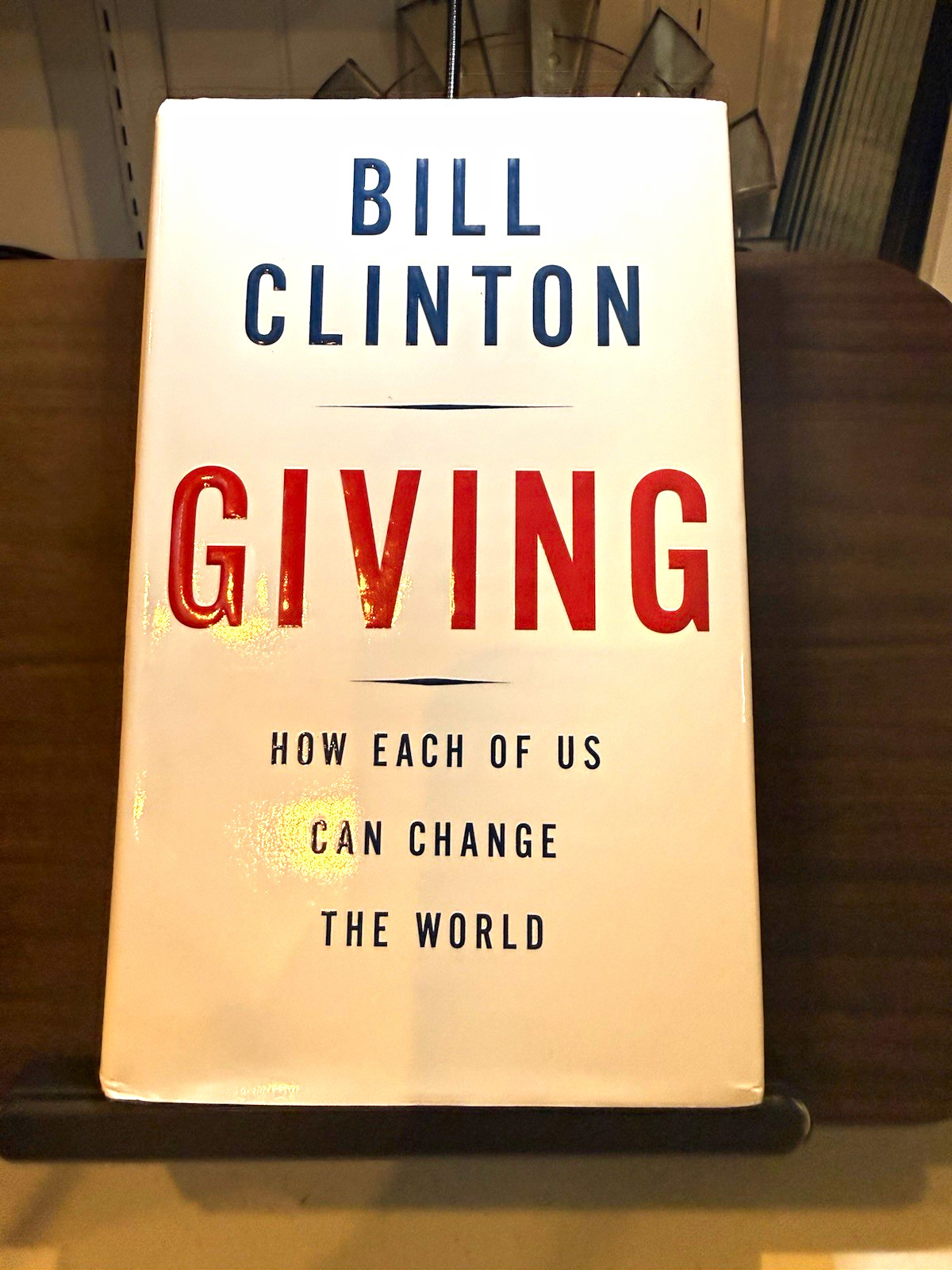 Bill Clinton SIGNED Giving First Edition 2007 JSA COA U64872 Hardcover DJ