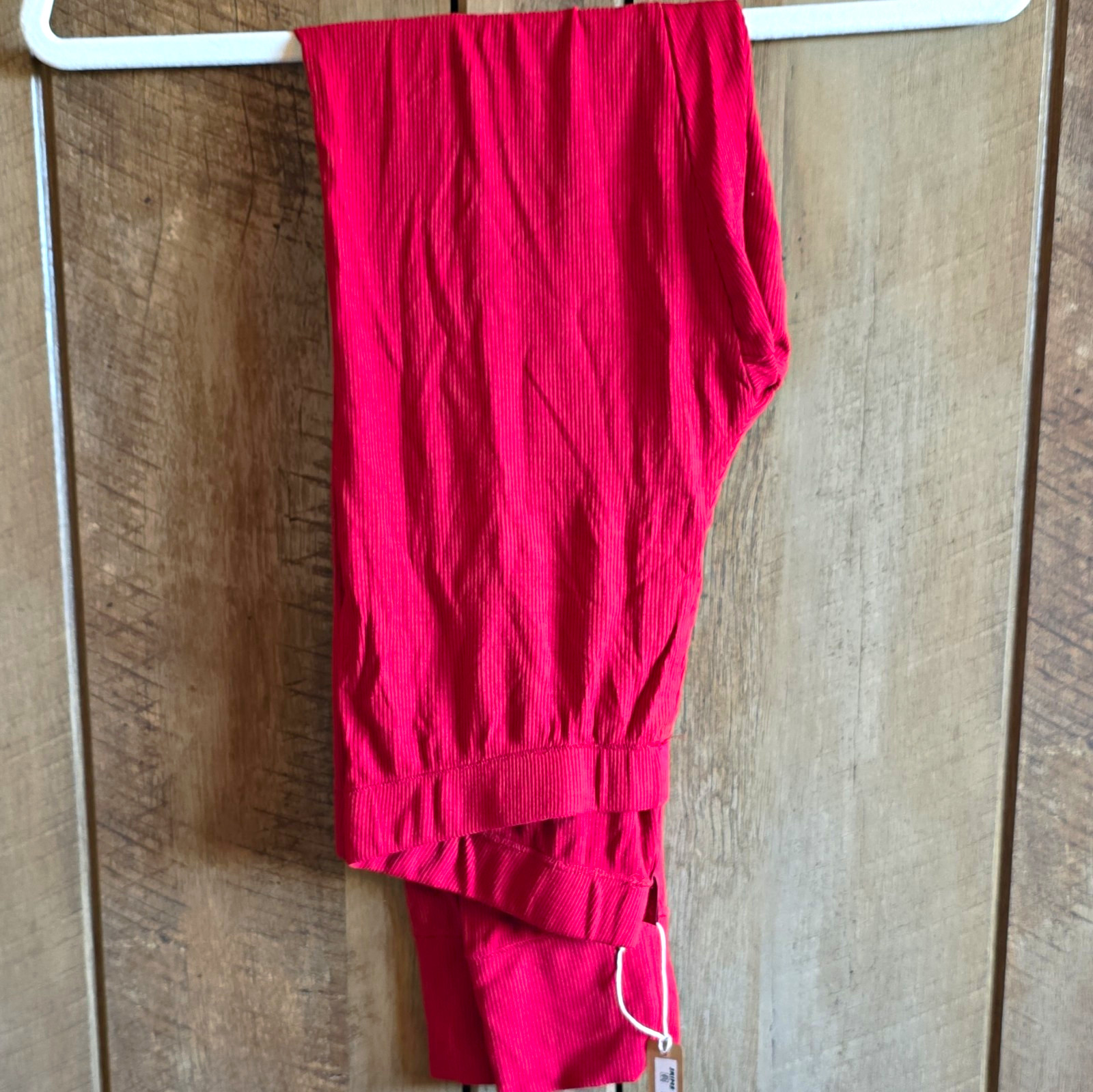 Skims Women\'s Ribbed Red Modal/Spandex Stretch Ankle Jogger Size M Skims Women\'s Ribbed Red Modal/Spandex Stretch Ankle Jogger Size M