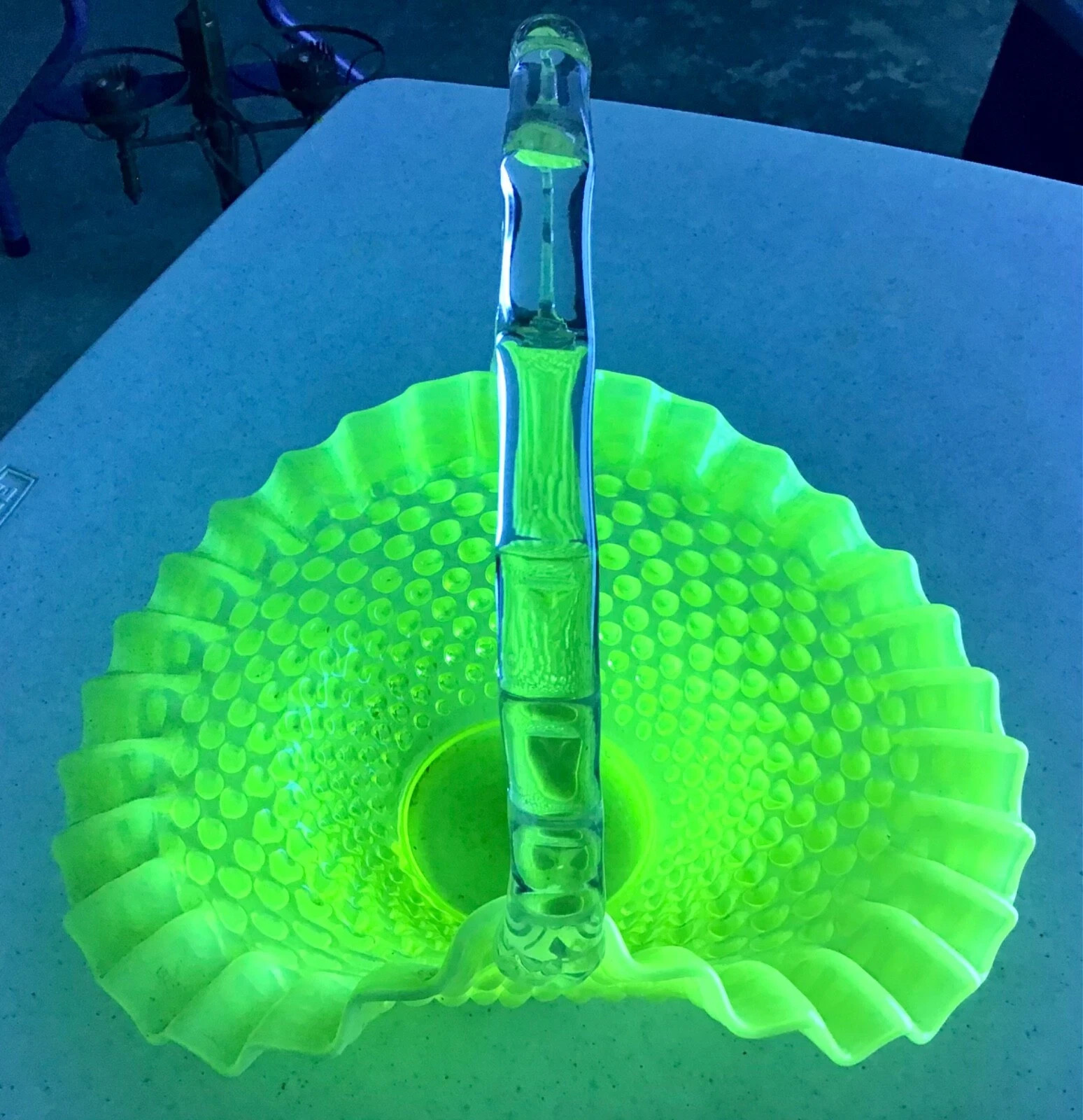 VINTAGE FENTON ART GLASS URANIUM TOPAZ YELLOW OPALESCENT HOBNAIL BASKET 10\