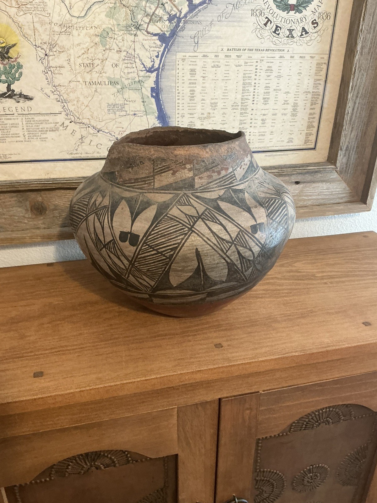 LARGE ACOMA OLLA LARGE ACOMA OLLA