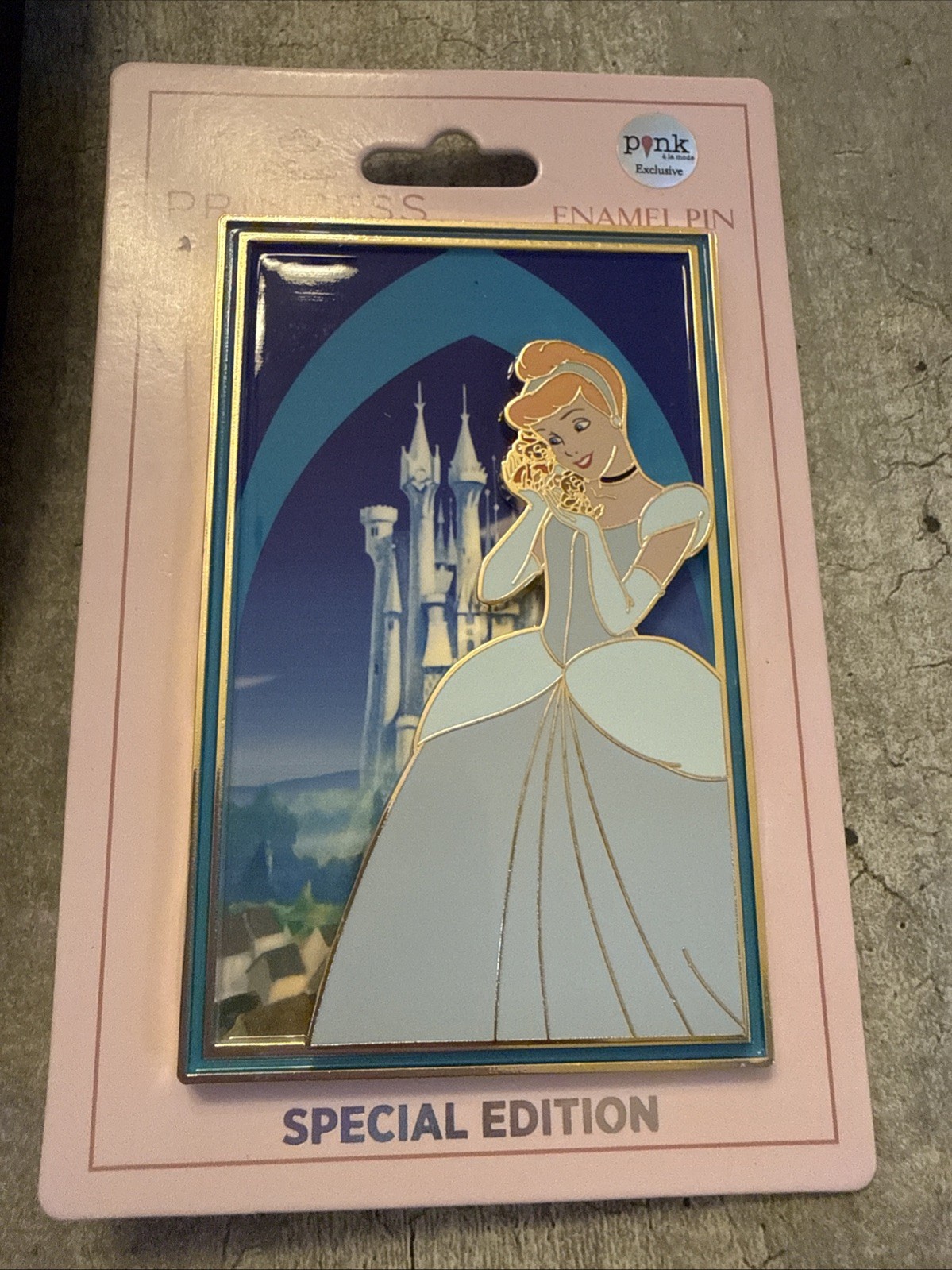 Pink A La Mode (PALM) SE 200 Disney Pin Cinderella Fairytale Realms