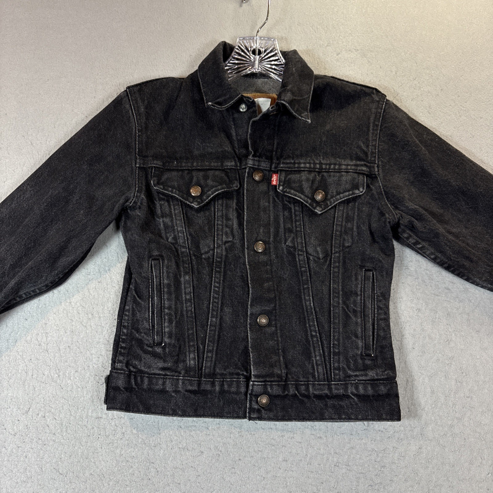 VTG Levi’s Trucker Jean Jacket Youth Size 12 Black 1985 Classic VTG Levi’s Trucker Jean Jacket Youth Size 12 Black 1985 Classic