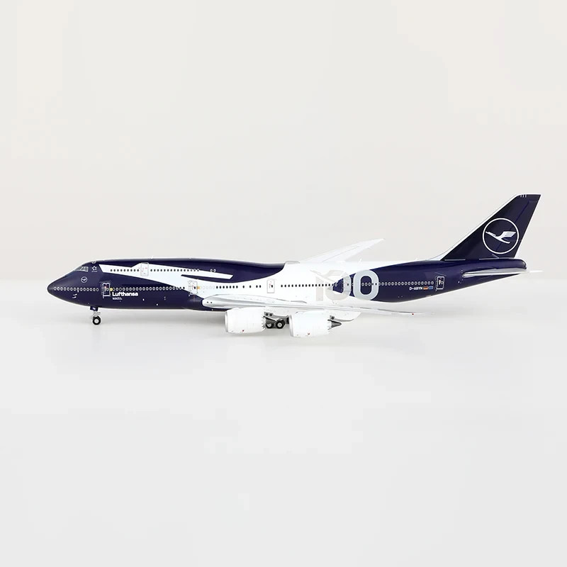HX Models 1:400 Lufthansa Boeing 747-8 D-ABYN \