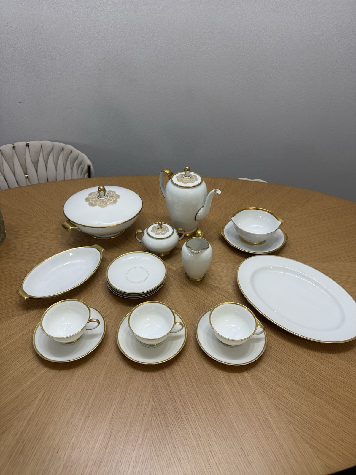 Vintag Rosenthal Aida #1473 Germany Gold Trim Porcelain 20-Pc Coffee Serving Set