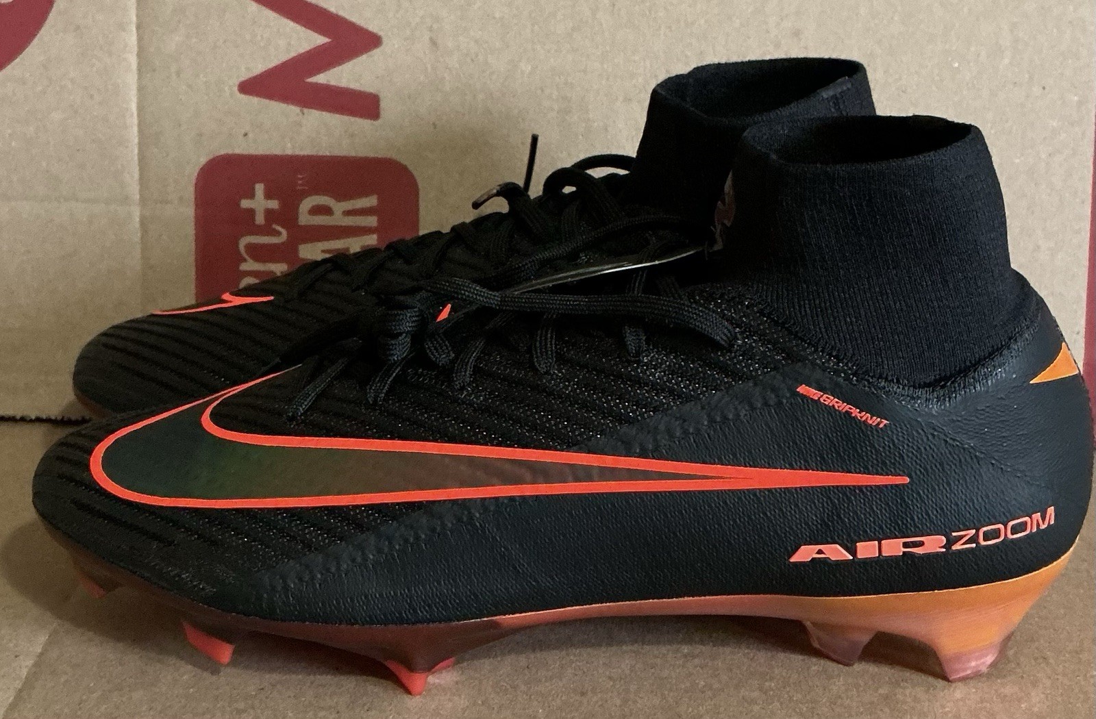 Nike Zoom Mercurial Superfly 10 Elite FG LV8 Soccer Cleats IF4100-088 Size 9 New Nike Zoom Mercurial Superfly 10 Elite FG LV8 Soccer Cleats IF4100-088 Size 9 New
