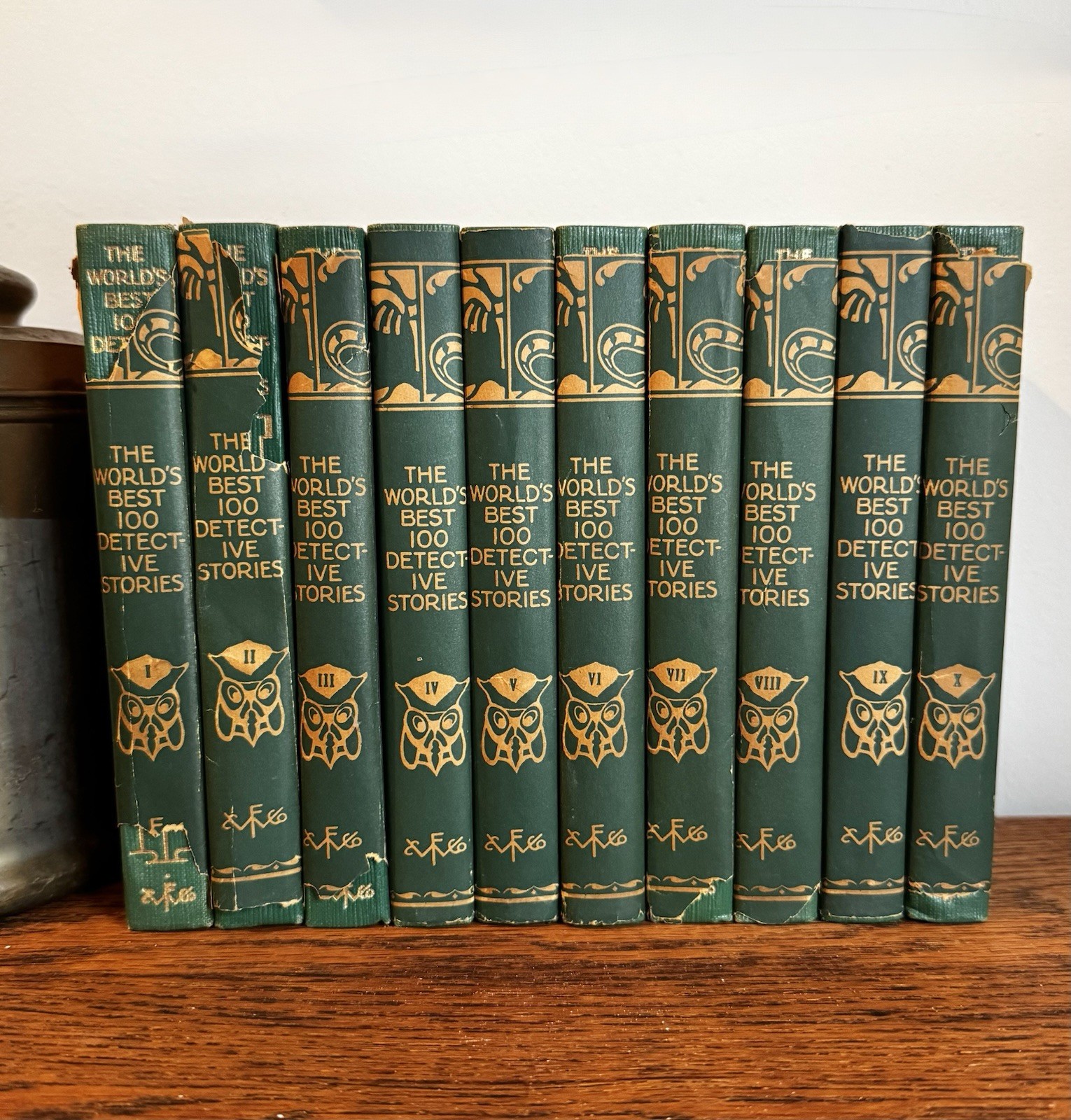 1929 World’s Best 100 Detective Stories Complete 10 Vol Dust Jackets Gilt Tops 1929 World’s Best 100 Detective Stories Complete 10 Vol Dust Jackets Gilt Tops