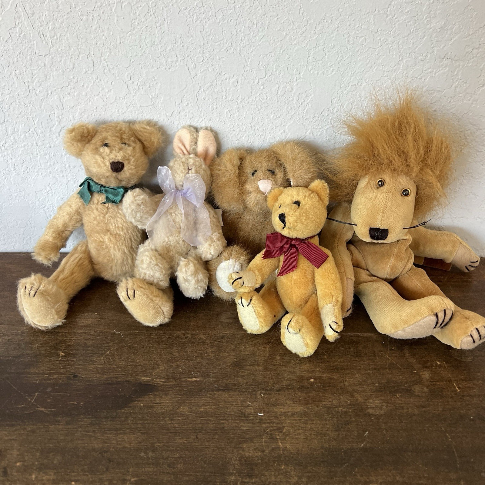 Boyds Bears Mixed Lot Of 5 Plush Lion Bunny Rabbit Bear Vintage Boyds Bears Mixed Lot Of 5 Plush Lion Bunny Rabbit Bear Vintage