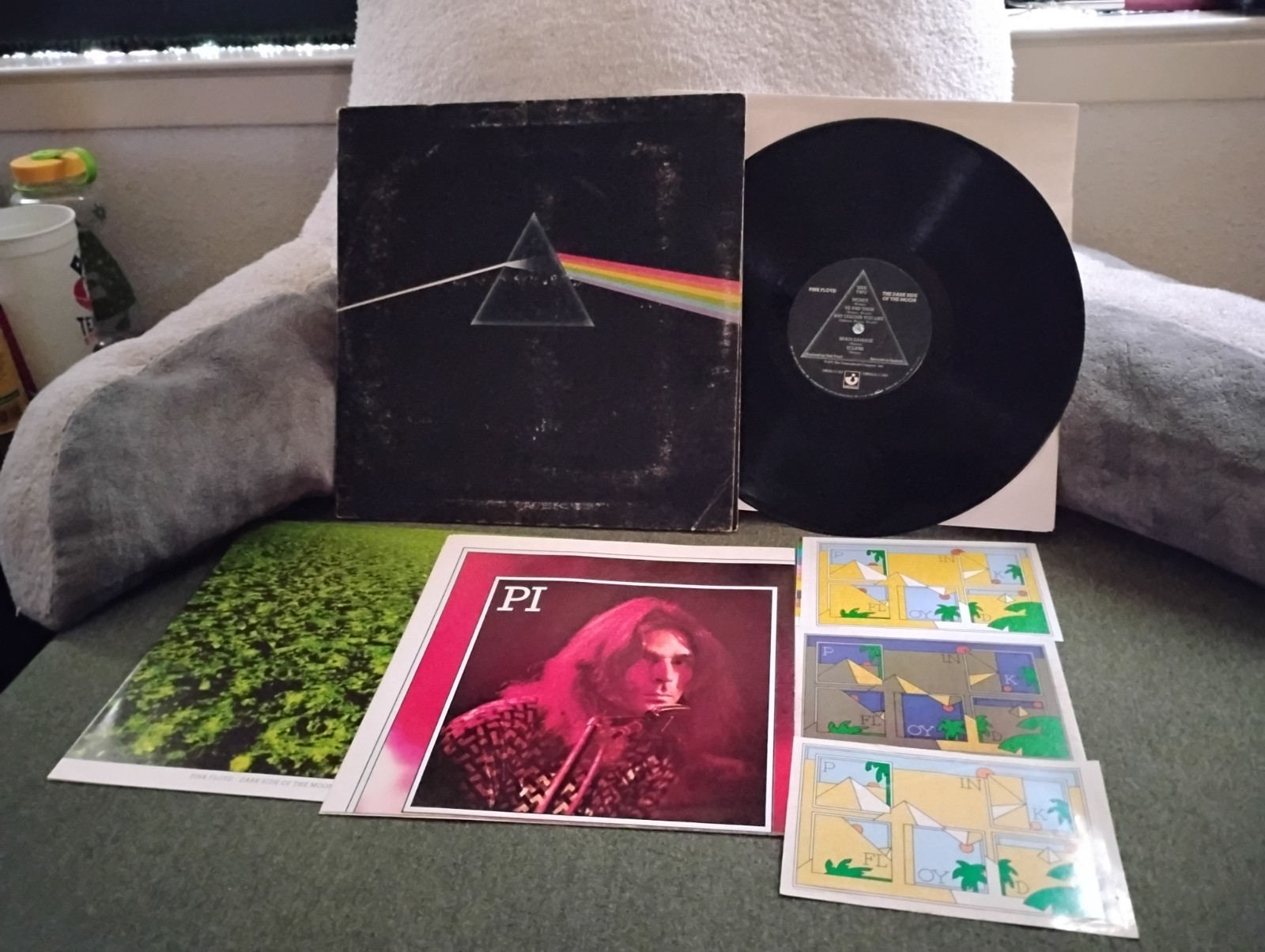 Pink Floyd The Dark Side of Moon LP 1973 W/Posters Pink Floyd The Dark Side of Moon LP 1973 W/Posters