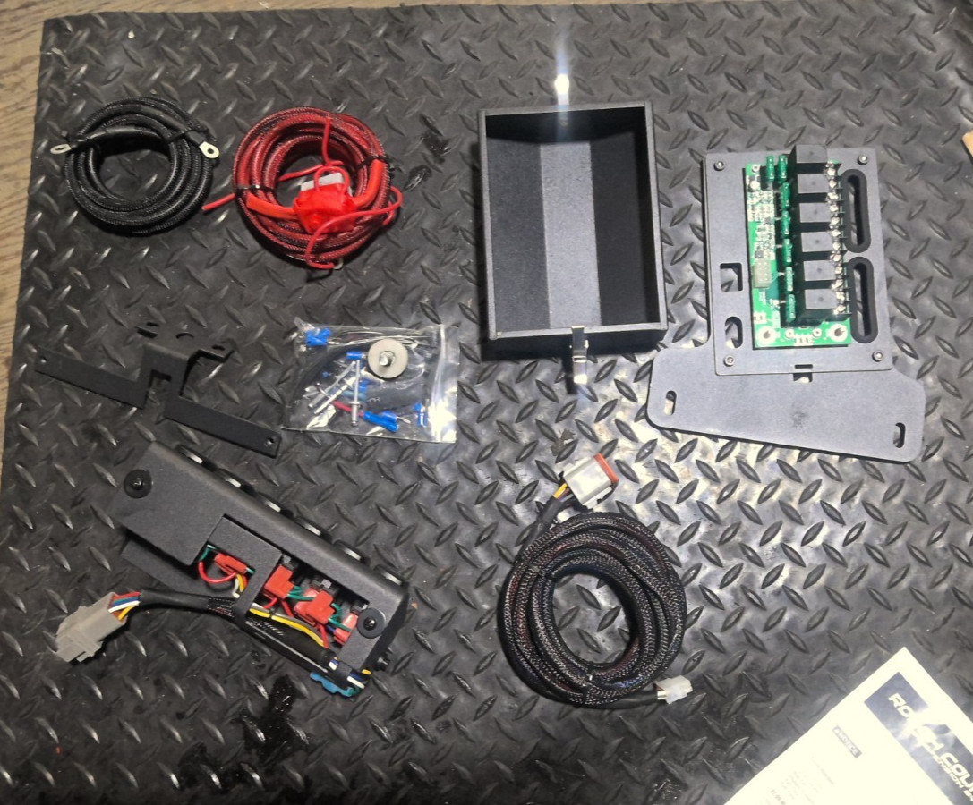Rough Country MLC-6 Multiple Light Controller Switch Panel for 07-17 Wrangler Rough Country MLC-6 Multiple Light Controller Switch Panel for 07-17 Wrangler