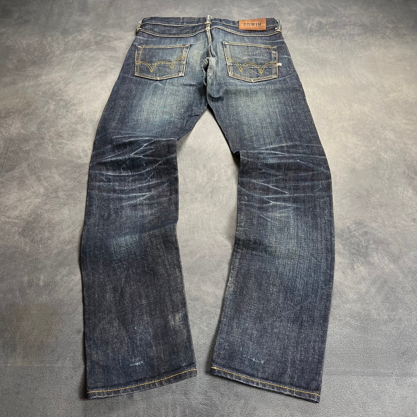 Japanese Selvedge Edwin (M | W30 L32) Japanese Selvedge Edwin (M | W30 L32)