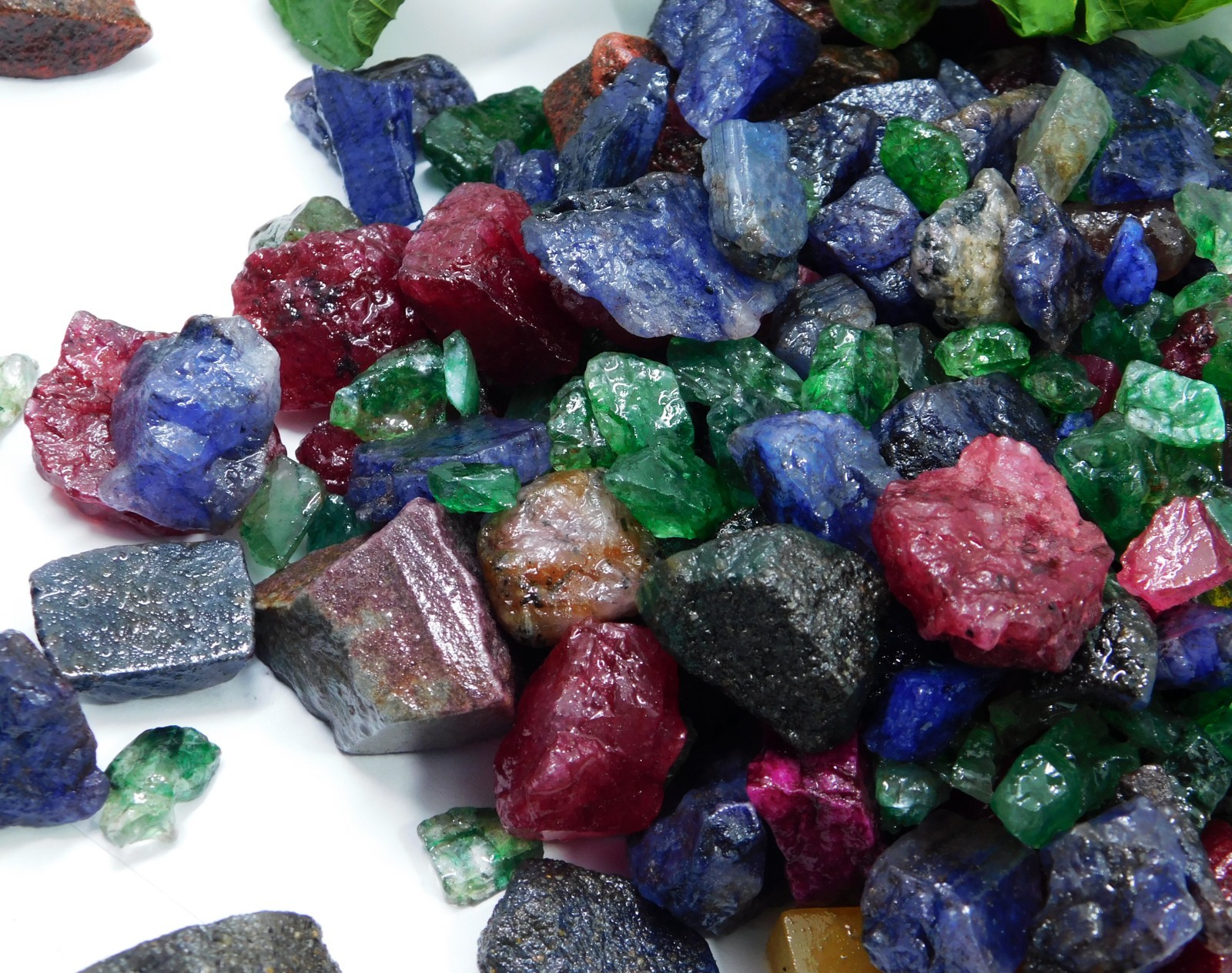 Natural 1.74 Kg Mixed 4+ Types Gem Rough Lot Specimens for Collector Use Natural 1.74 Kg Mixed 4+ Types Gem Rough Lot Specimens for Collector Use