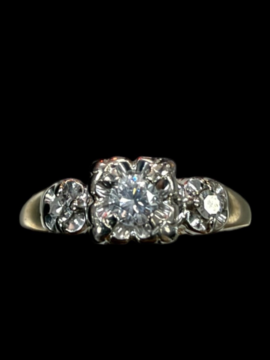 Lady\'s Diamond Solitaire Ring 3 Diamonds .37 Carat T.W. 14K Yellow G (MGP054658)
