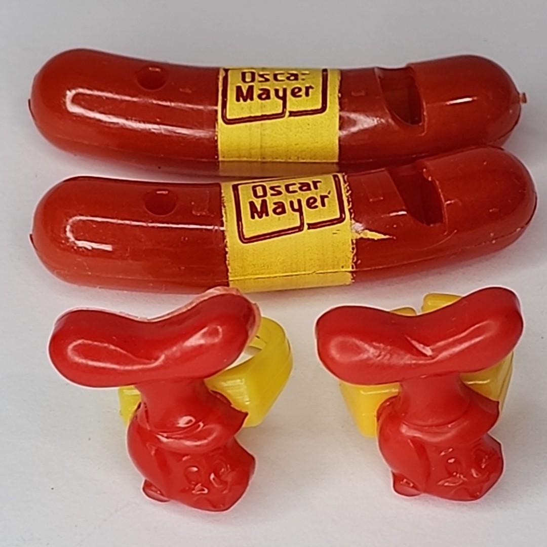 Vintage 50’s Oscar Mayer Wiener Whistles 2x & Little Oscar Rings 2x Set Promo Vintage 50’s Oscar Mayer Wiener Whistles 2x & Little Oscar Rings 2x Set Promo