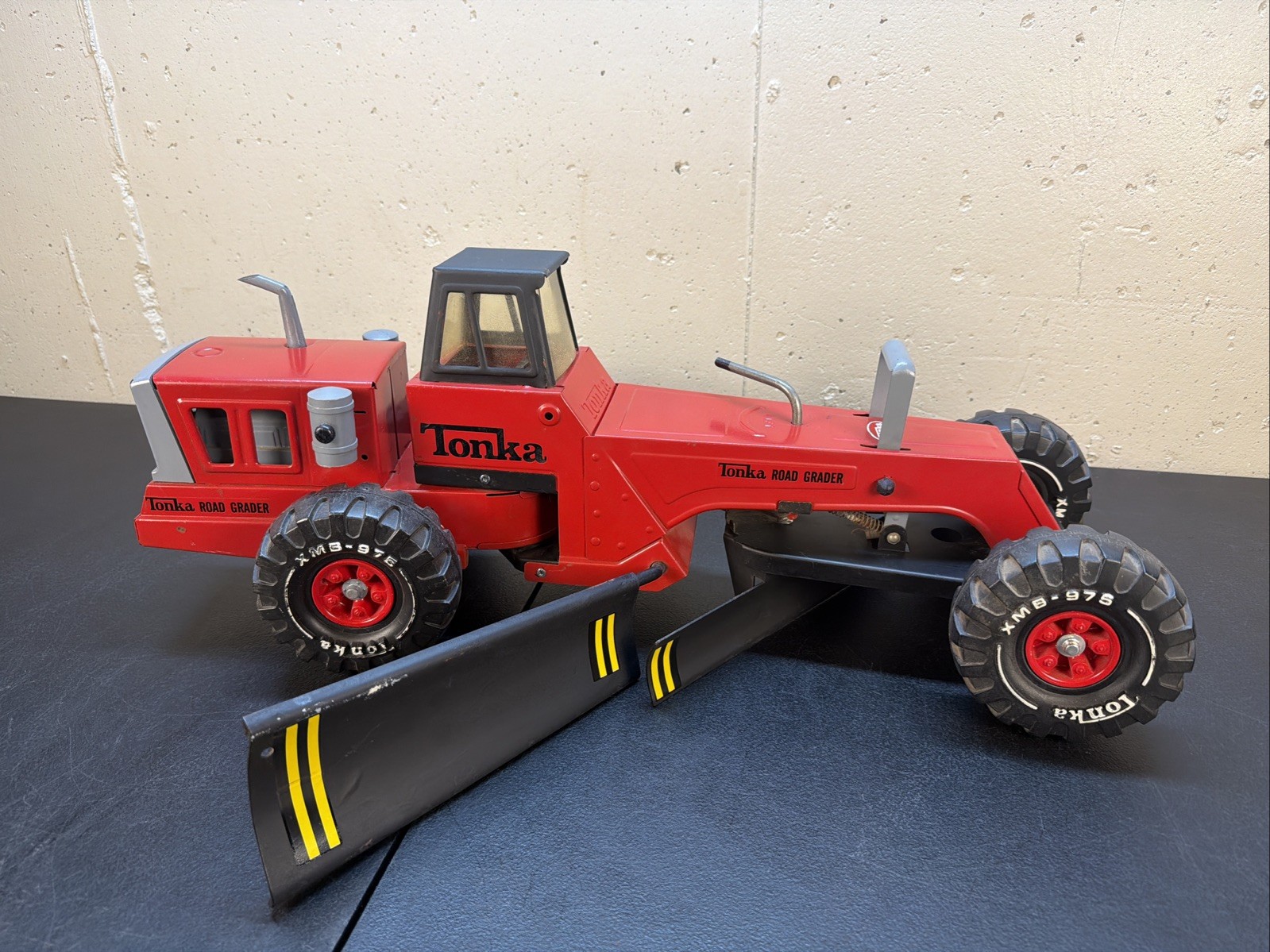 1970s Mighty Tonka Pressed Steel Road Grader Custom Red 24