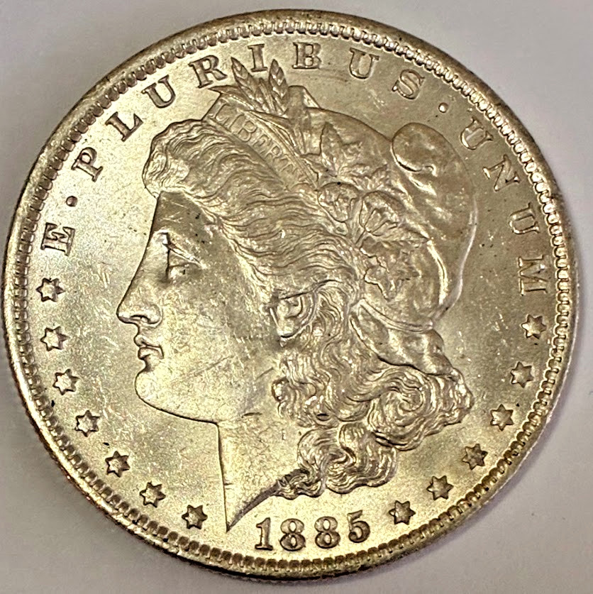 ** 1885 O ** MORGAN SILVER DOLLAR ** XF / AU CONDITION ** FROSTY **