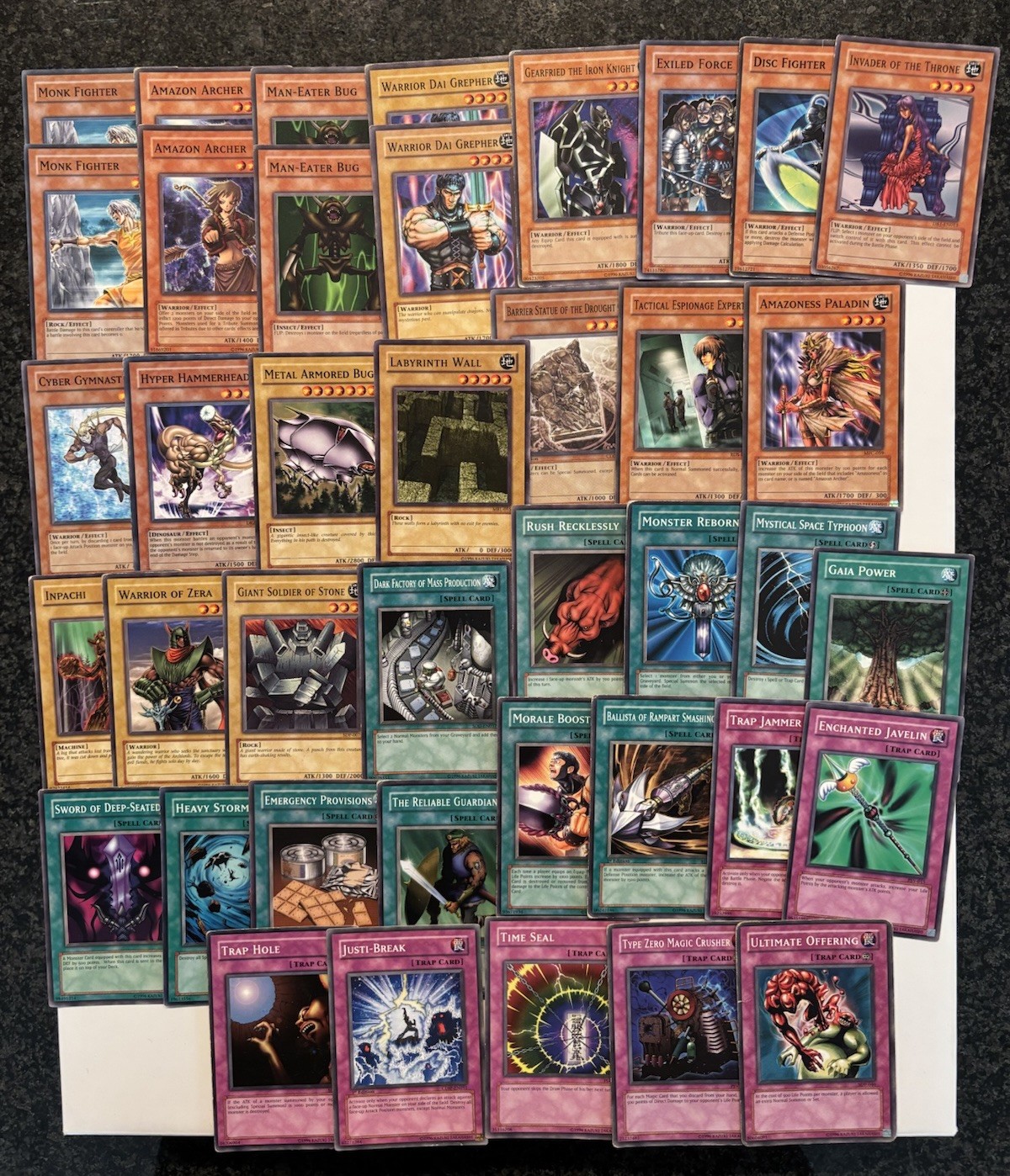 Yugioh Warrior EARTH Deck 40 Cards Monster Reborn Heavy Storm Gearfried