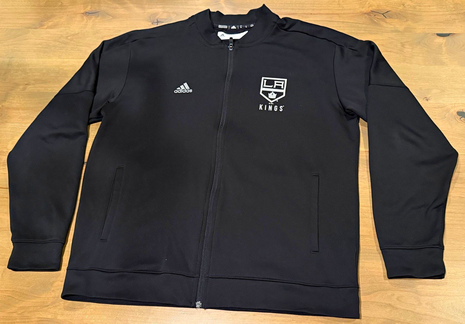 adidas Los Angeles Kings NHL Hockey Black Full Zip Jacket, Size XL adidas Los Angeles Kings NHL Hockey Black Full Zip Jacket, Size XL
