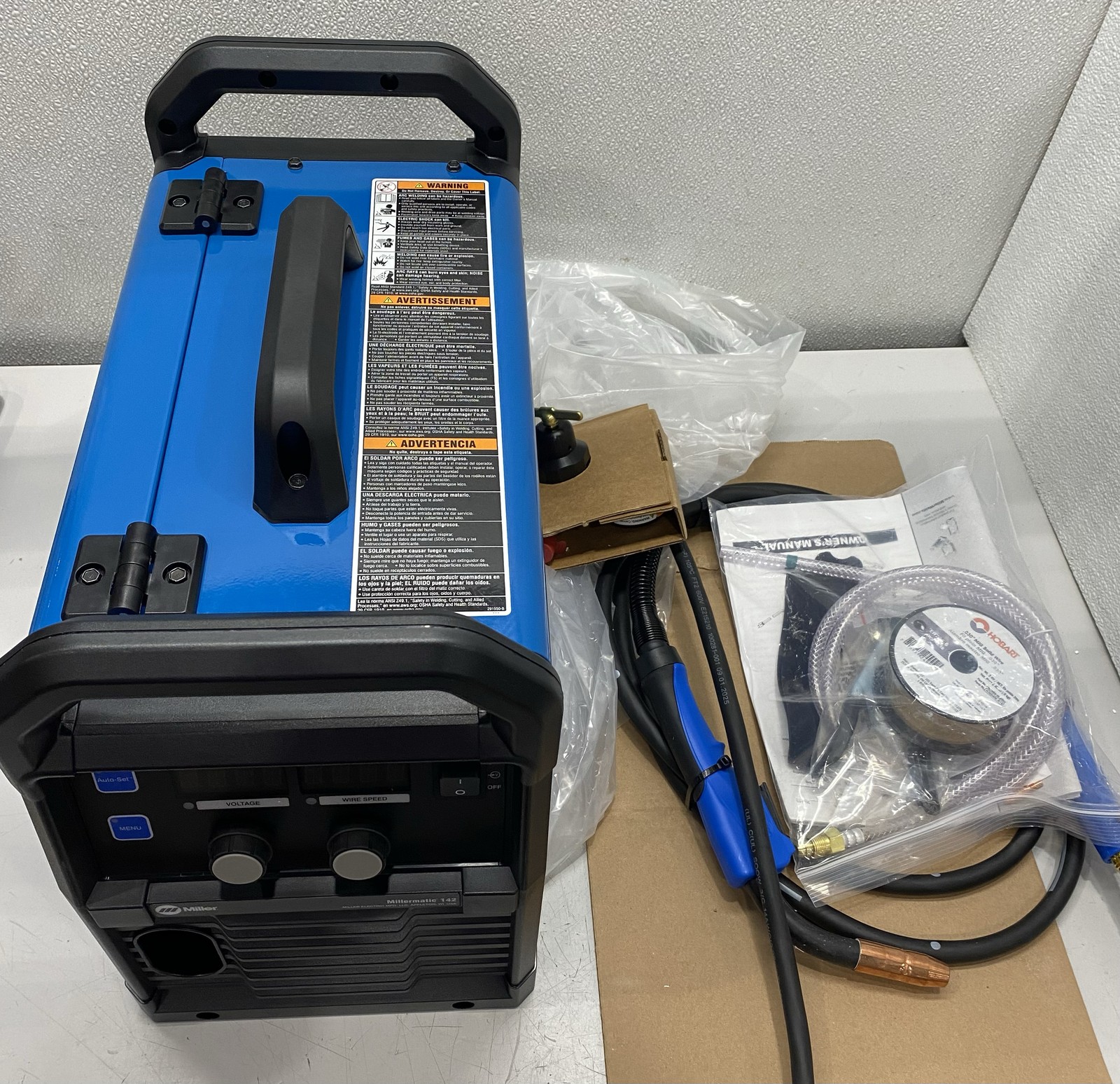 Miller Millermatic 142 Single Phase MIG Welder, 110-120V Input, 907838