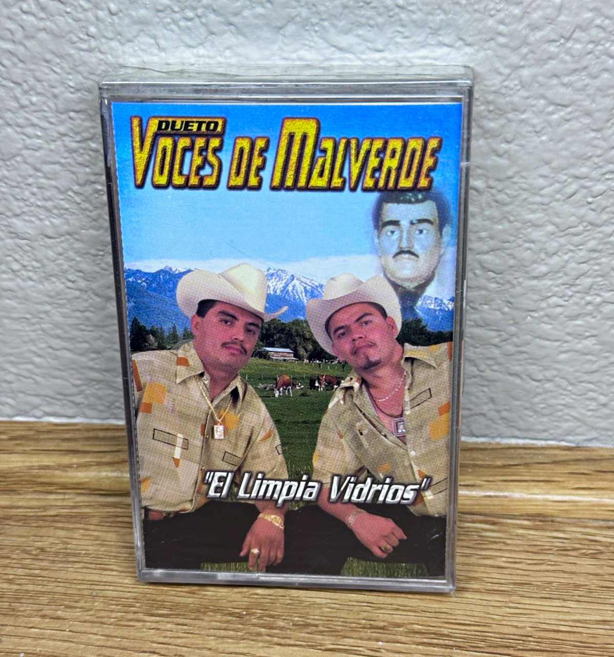 Dueto Voces de Malverde El Limpia Vidrios Cassette 2001 Corridos Dueto Voces de Malverde El Limpia Vidrios Cassette 2001 Corridos