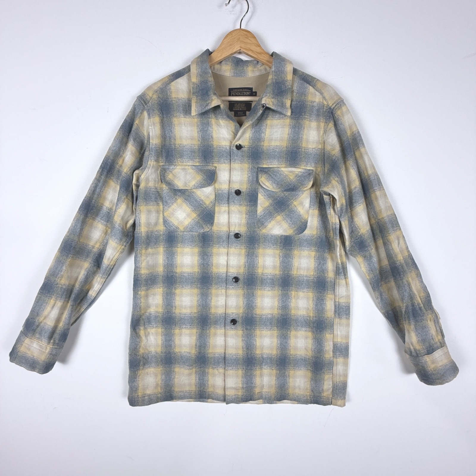 Pendleton The Original Board Shirt Men\'s MEDIUM Plaid Flannel Virgin Wool Shirt Pendleton The Original Board Shirt Men\'s MEDIUM Plaid Flannel Virgin Wool Shirt