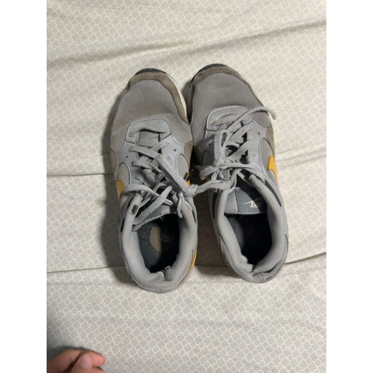 Nike Air Max SC Gray Yellow Sneakers Mens US 8 CW4555-011 Nike Air Max SC Gray Yellow Sneakers Mens US 8 CW4555-011