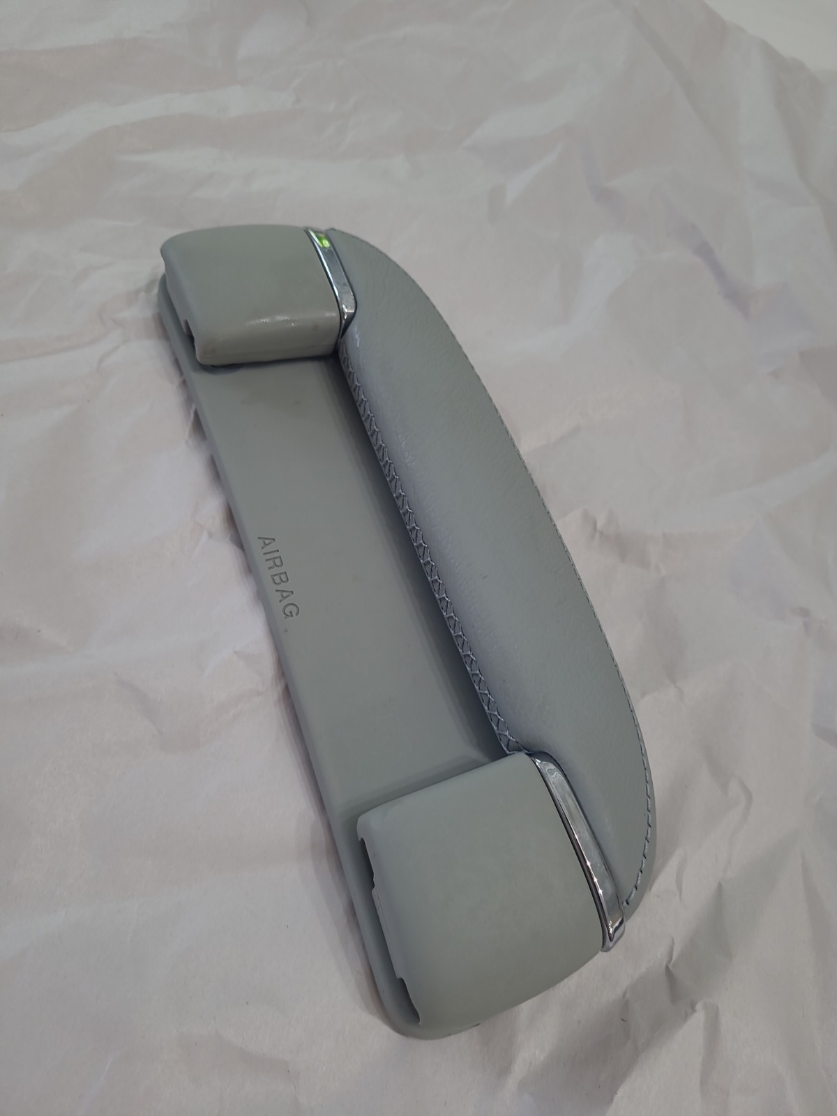 04-09 JAGUAR XJ8 VDP XJR OVERHEAD GRAB HANDLE FRONT LEFT OR RIGHT GREY 04-09 JAGUAR XJ8 VDP XJR OVERHEAD GRAB HANDLE FRONT LEFT OR RIGHT GREY