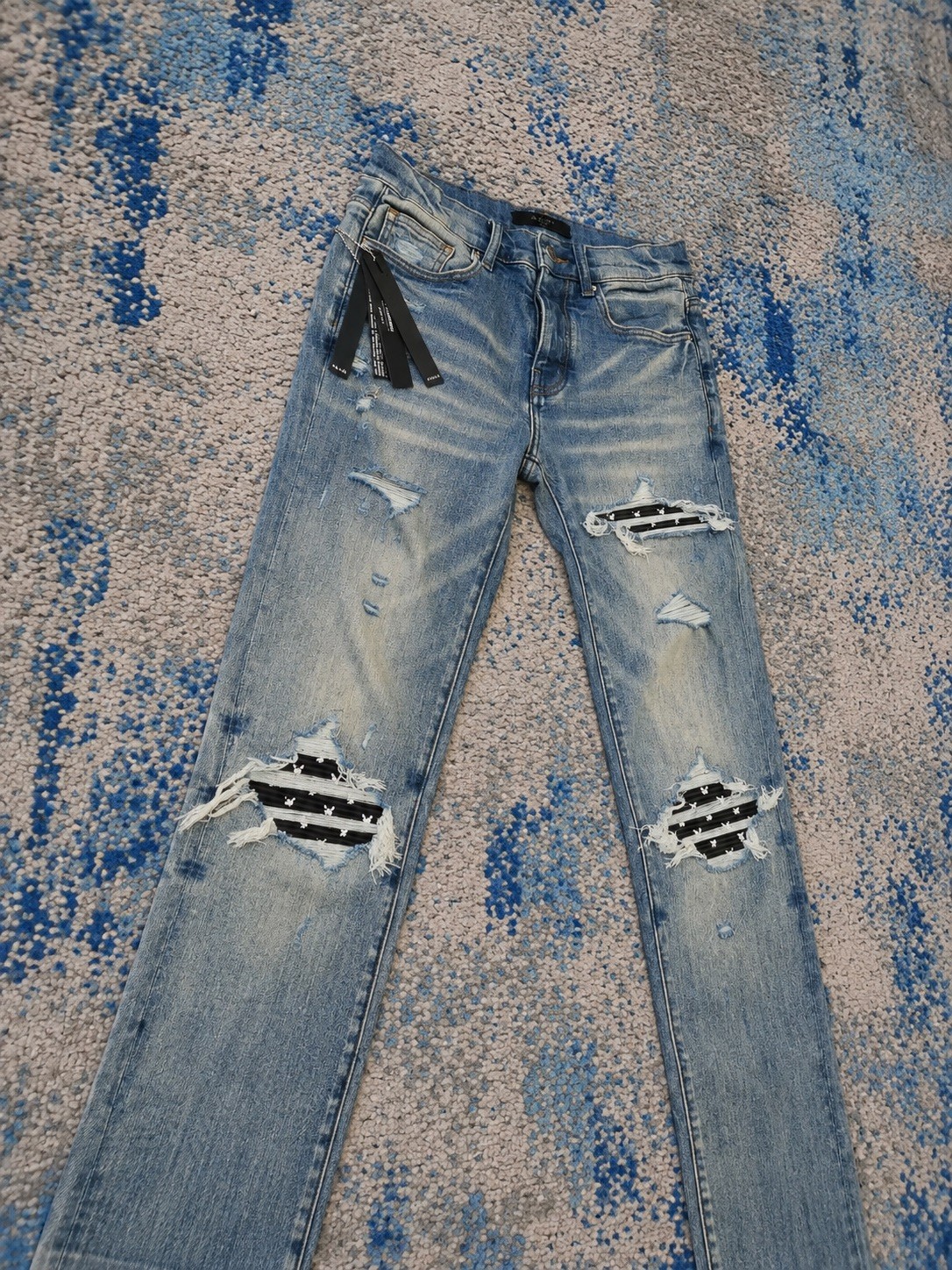 AMIRI MX1 Jeans Men\'s Playboy Edition Distressed Skinny Blue Denim Size 30 NWT