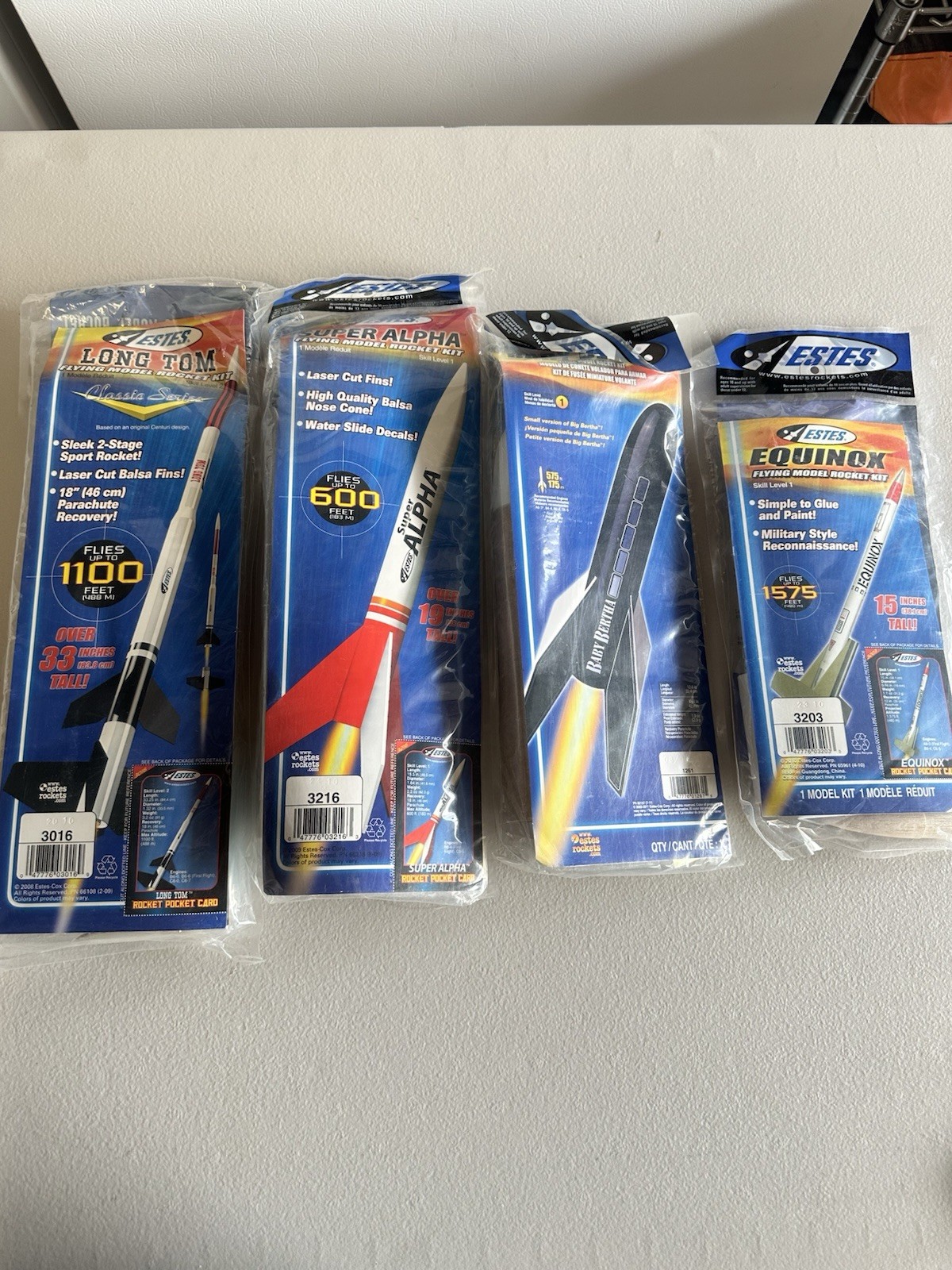 Estes Flying Model Rocket Kits \ Estes Flying Model Rocket Kits \