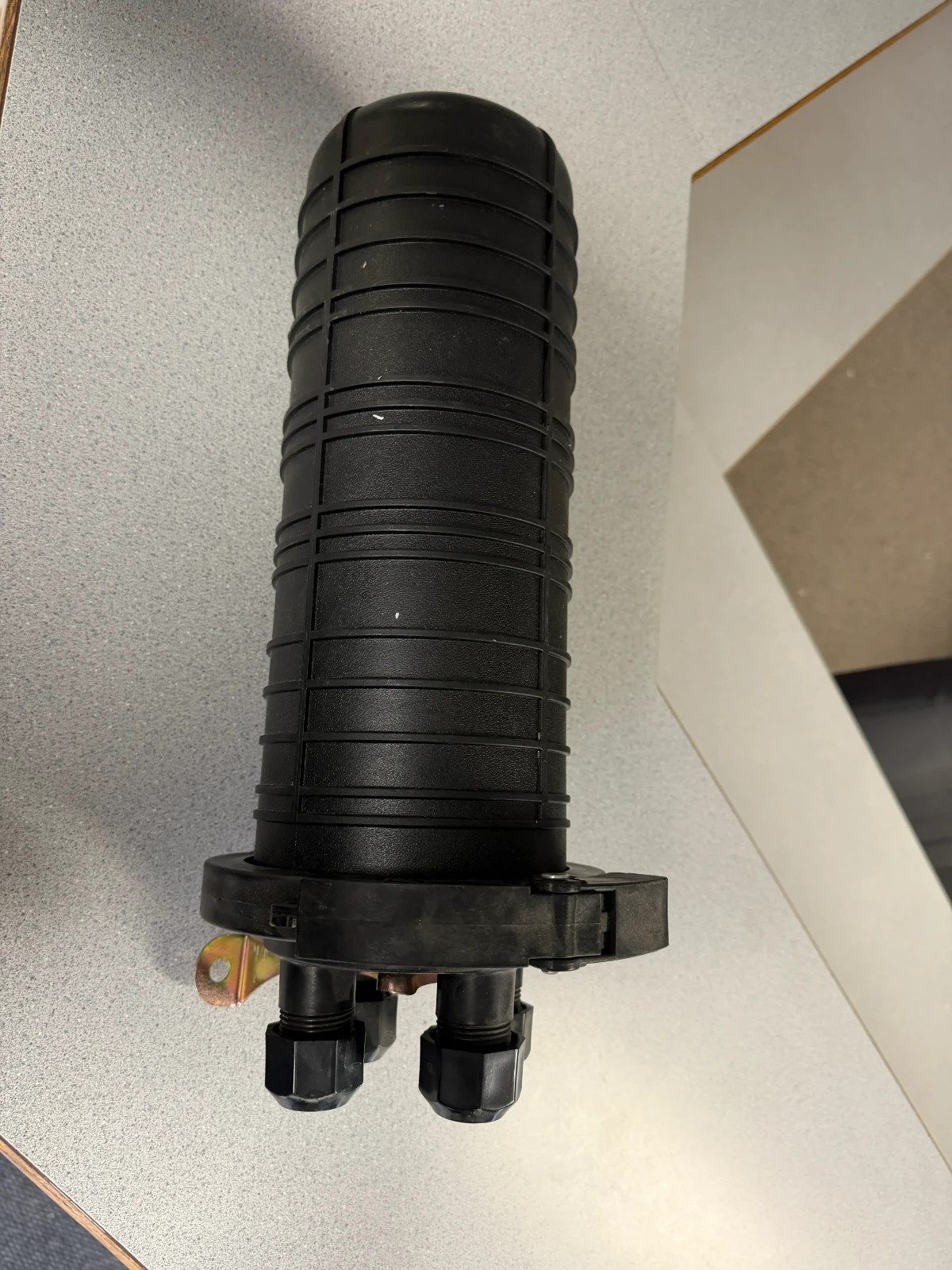 96 Cores Vertical Dome Fiber Optic Cable Connection Box Fiber Splice Closure Box 96 Cores Vertical Dome Fiber Optic Cable Connection Box Fiber Splice Closure Box