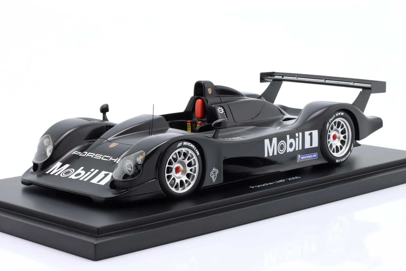 1:18 SPARK 2000 PORSCHE LMP 2000 #1 Prototype 24h Le Mans Carbon MUSEUM LE 300