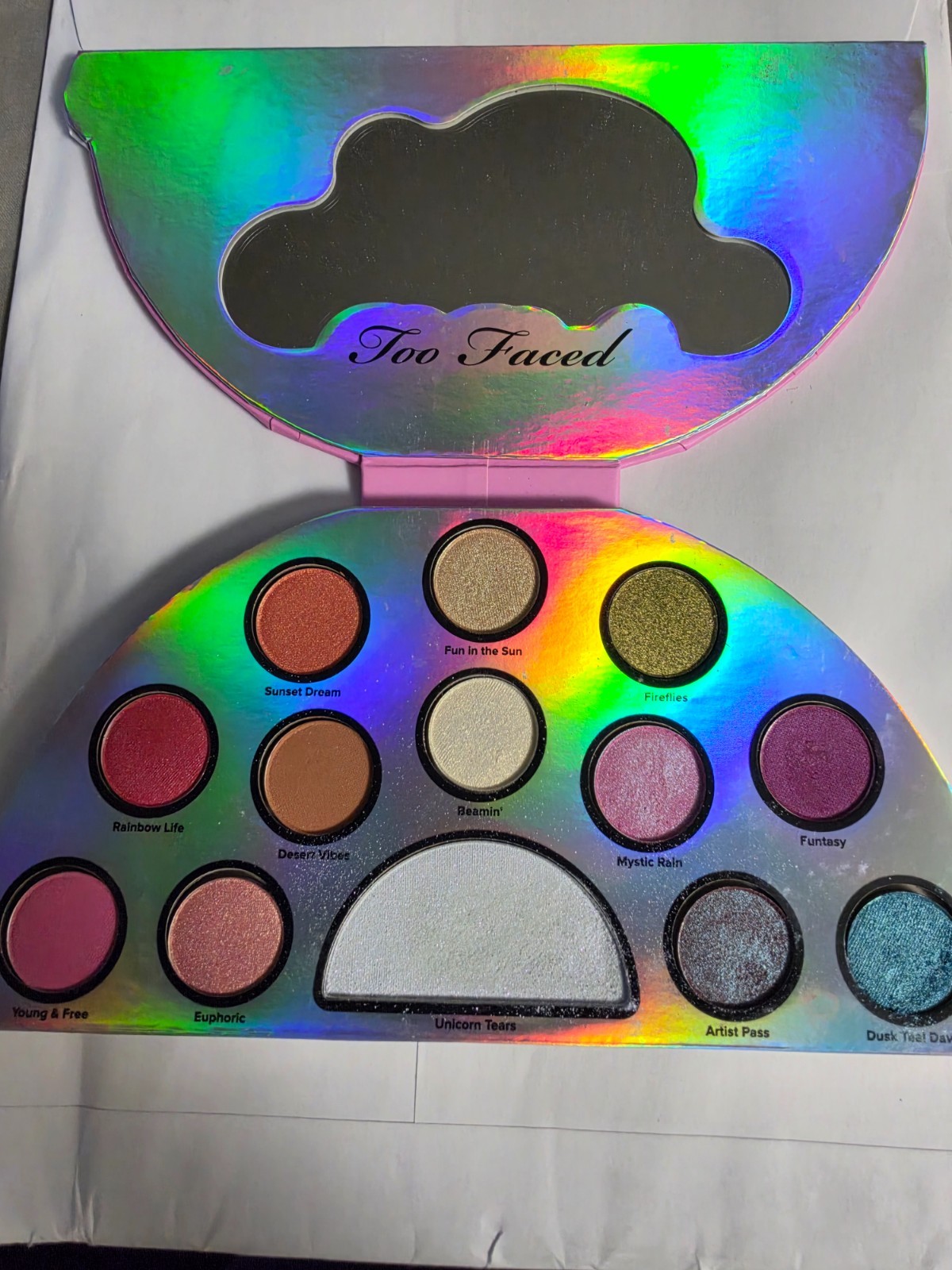 Too Faced LIFE'S A FESTIVAL EyeShadow Palette Too Faced LIFE'S A FESTIVAL EyeShadow Palette