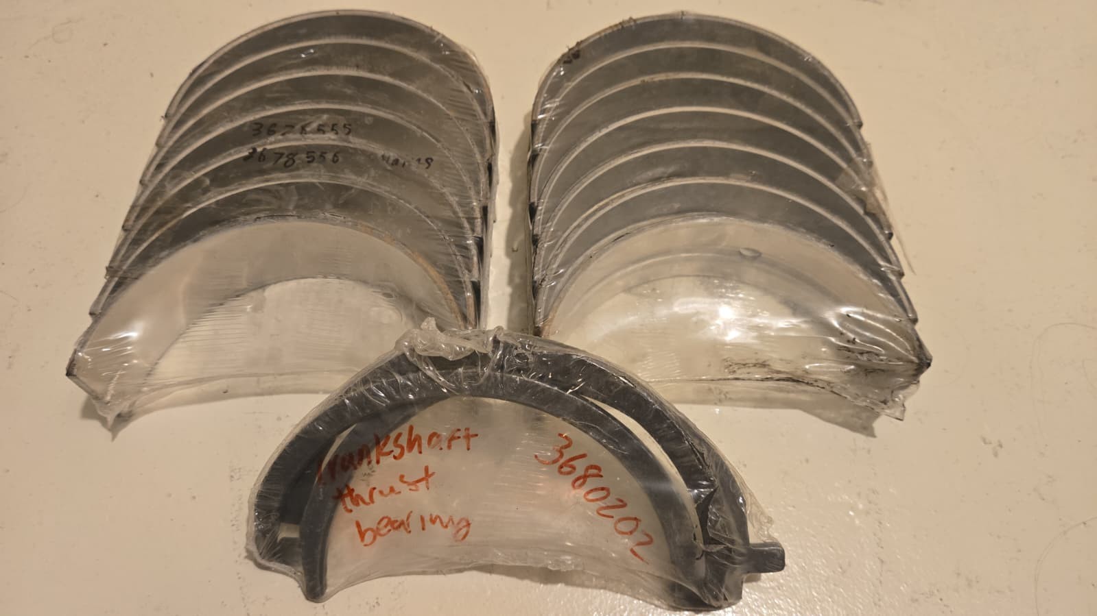 3678555 3768556 3680202 Genuine Cummins Main Bearing Kit 3678555 3768556 3680202 Genuine Cummins Main Bearing Kit
