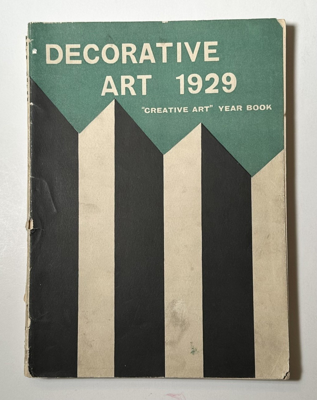 DECORATIVE ART 1929. New York / London: Creative Art, 1929. Art Deco. DECORATIVE ART 1929. New York / London: Creative Art, 1929. Art Deco.
