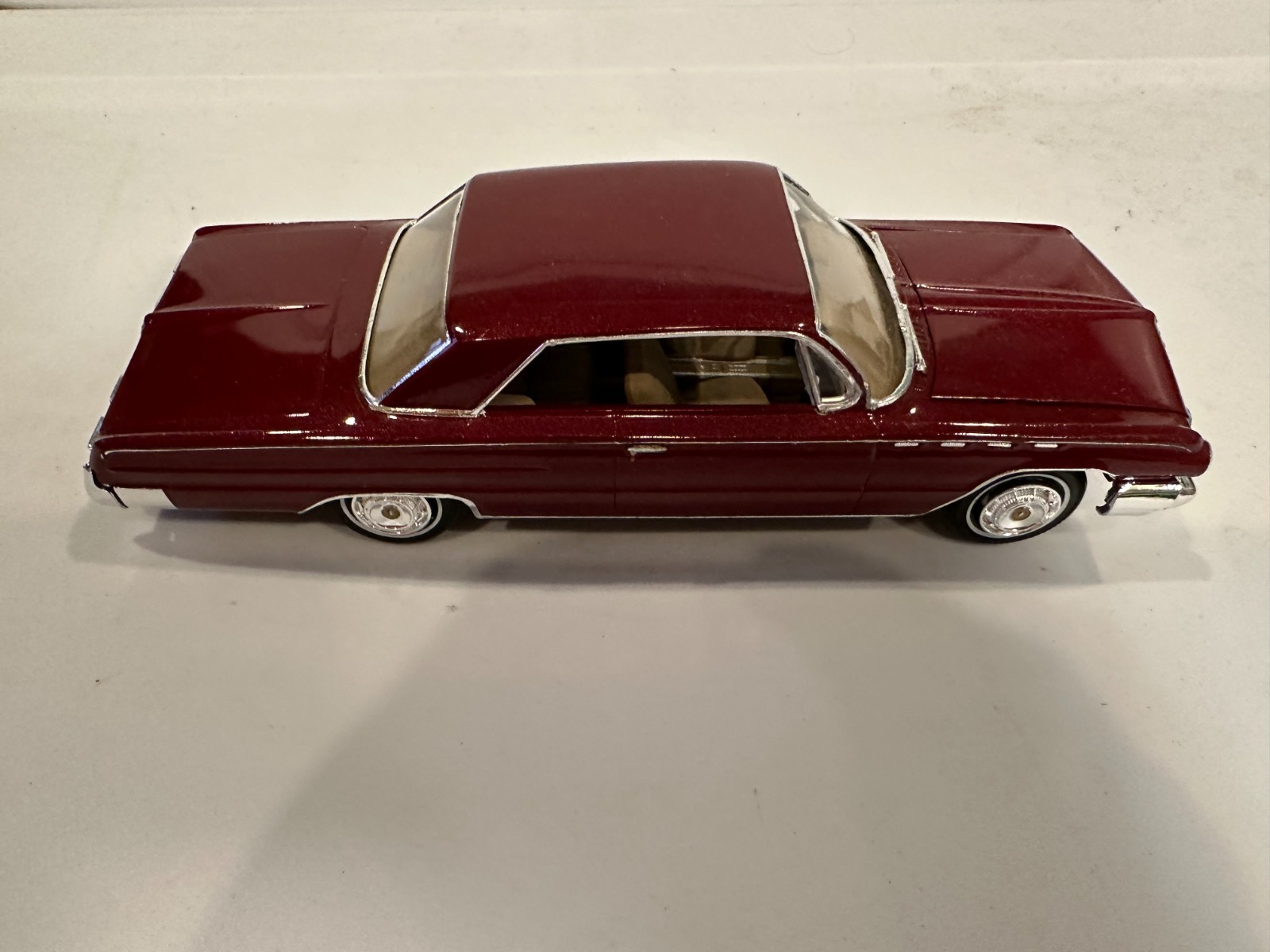 AMT 1962 BUICK ELECTRA 225 Beautifully Built Model with Box