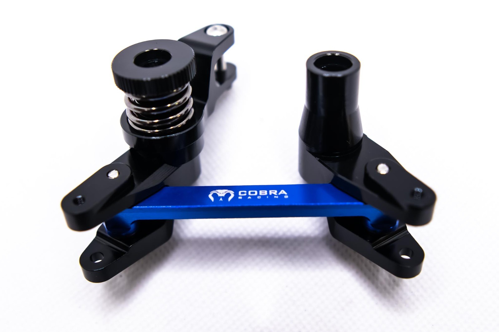 CR Aluminum Bellcrank for Traxxas Maxx / Maxx Slash – 7075-T6 – Black & Blue CR Aluminum Bellcrank for Traxxas Maxx / Maxx Slash – 7075-T6 – Black & Blue