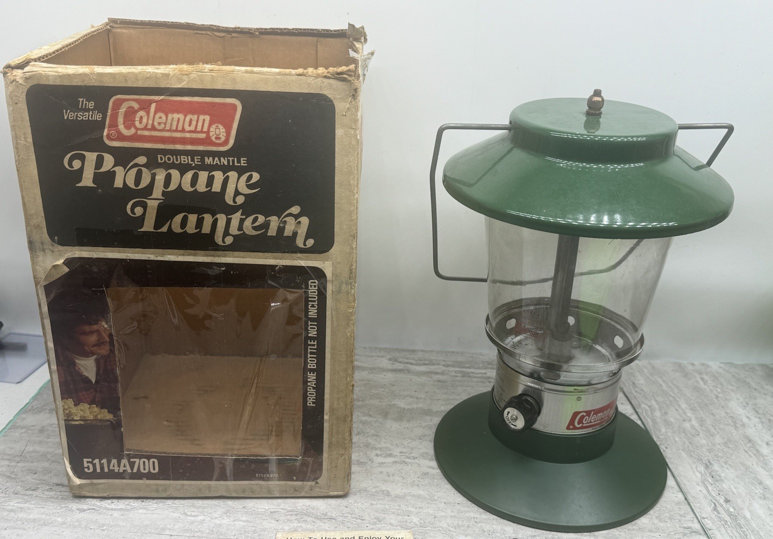 Vintage 1977 Coleman Propane 5107A700 Double Mantle PYREX Camping Lantern Vintage 1977 Coleman Propane 5107A700 Double Mantle PYREX Camping Lantern