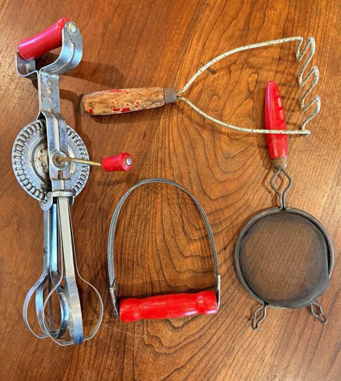 Vintage 4pc Kitchen Utensils Primitive Egg Beater Masher Sifter Strainer Red Vintage 4pc Kitchen Utensils Primitive Egg Beater Masher Sifter Strainer Red